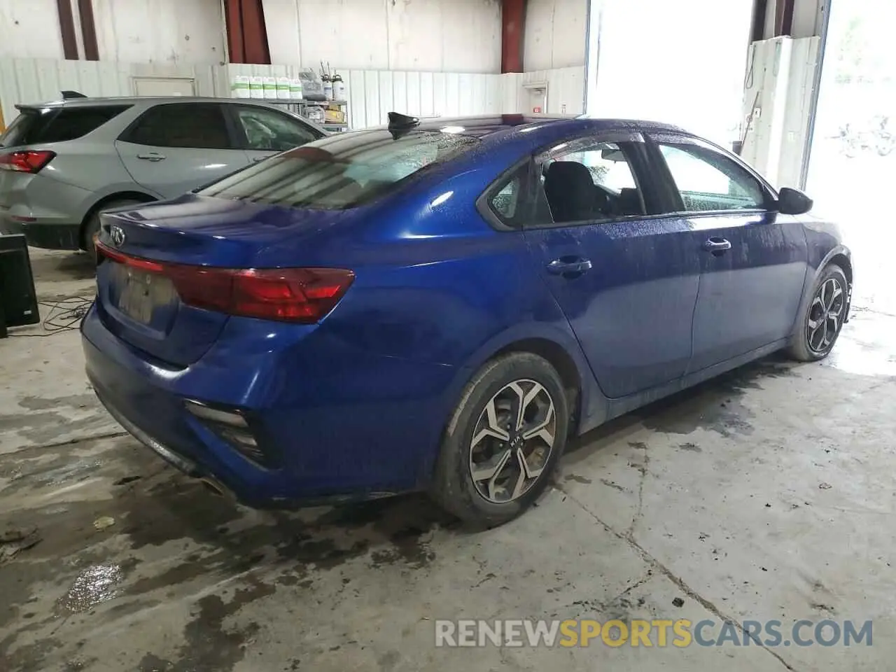 3 Photograph of a damaged car 3KPF24AD3LE244525 KIA FORTE 2020