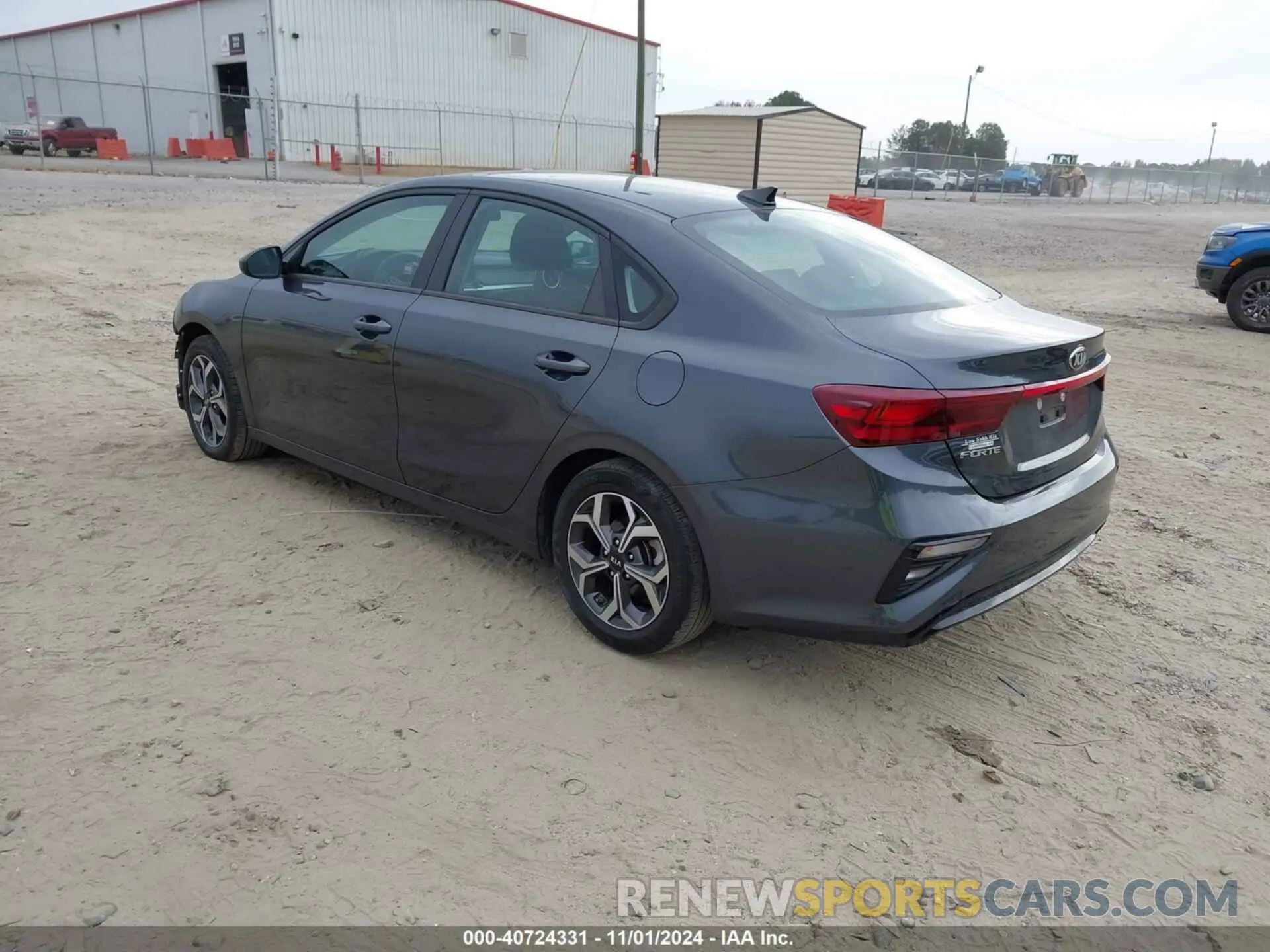 3 Photograph of a damaged car 3KPF24AD3LE246369 KIA FORTE 2020