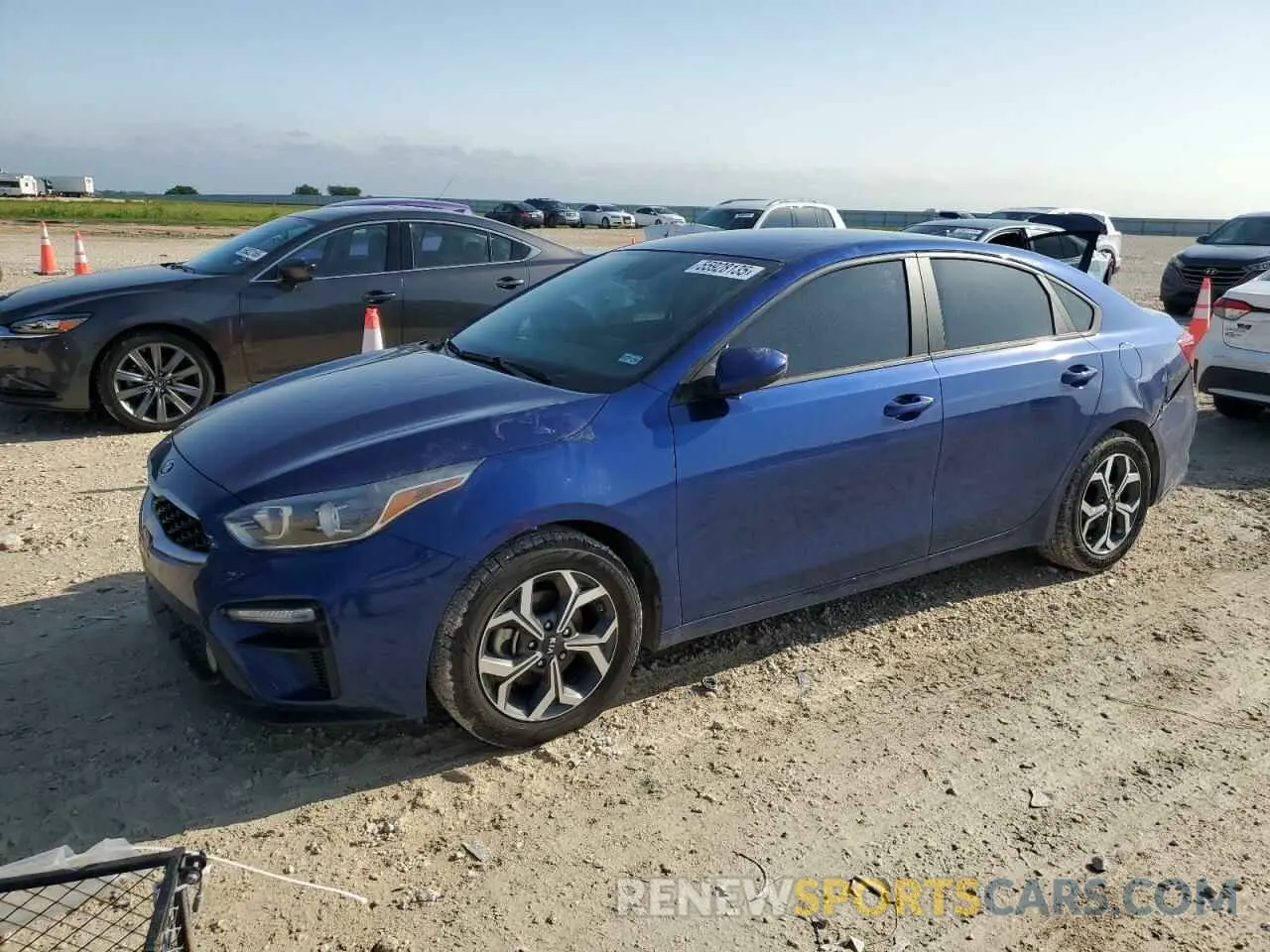 1 Photograph of a damaged car 3KPF24AD3LE256495 KIA FORTE 2020