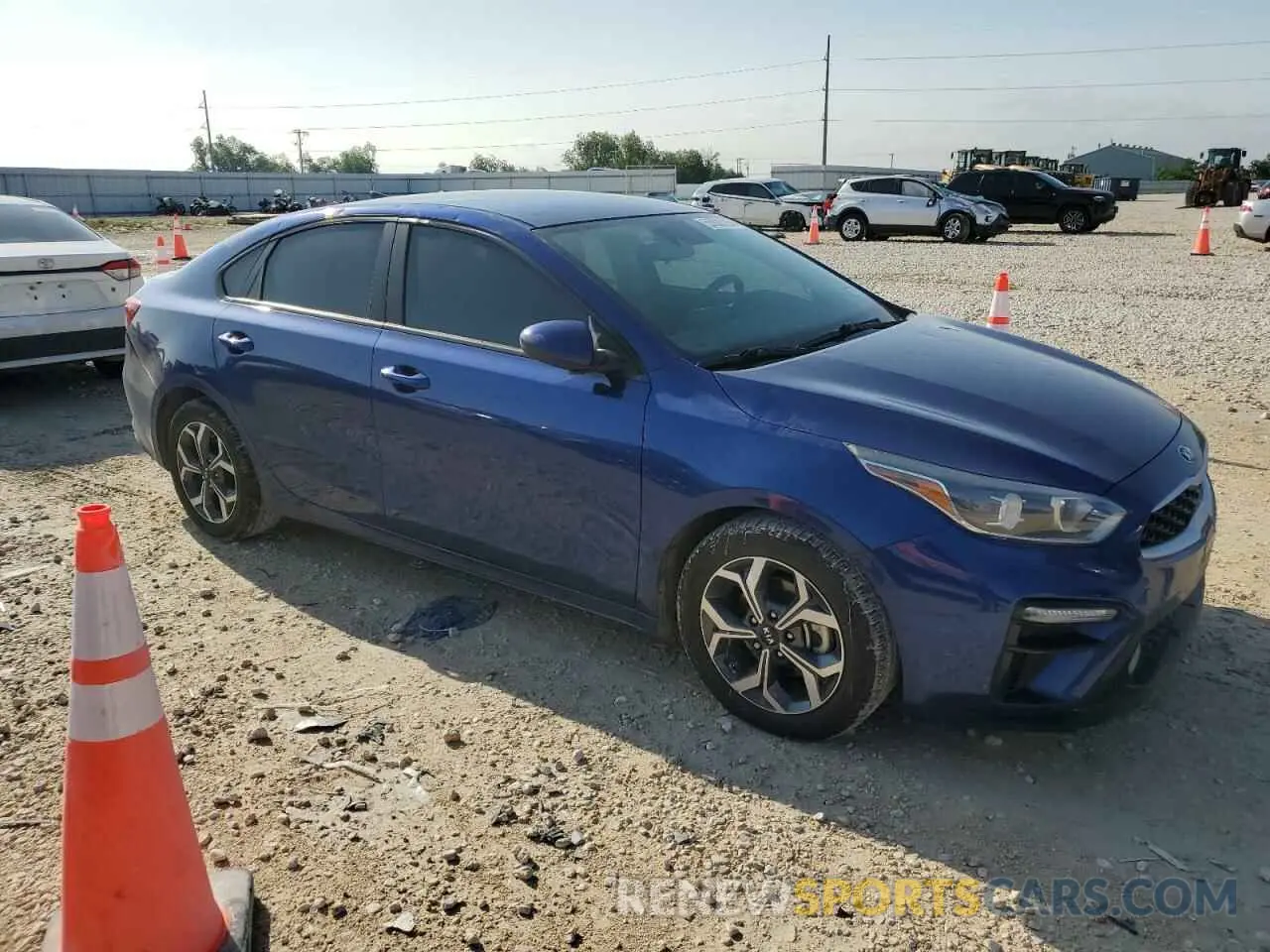 4 Photograph of a damaged car 3KPF24AD3LE256495 KIA FORTE 2020
