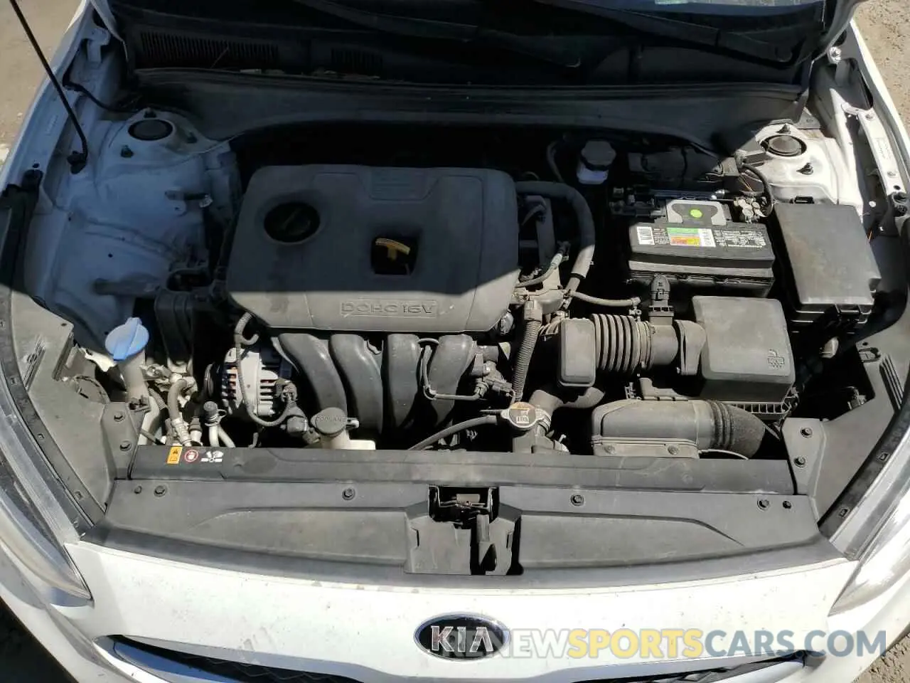 11 Photograph of a damaged car 3KPF24AD3LE257405 KIA FORTE 2020