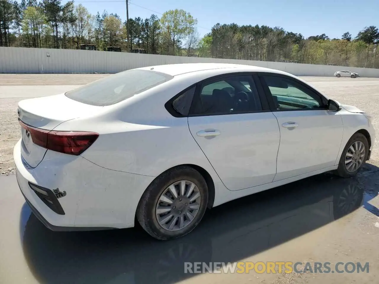 3 Photograph of a damaged car 3KPF24AD3LE257405 KIA FORTE 2020