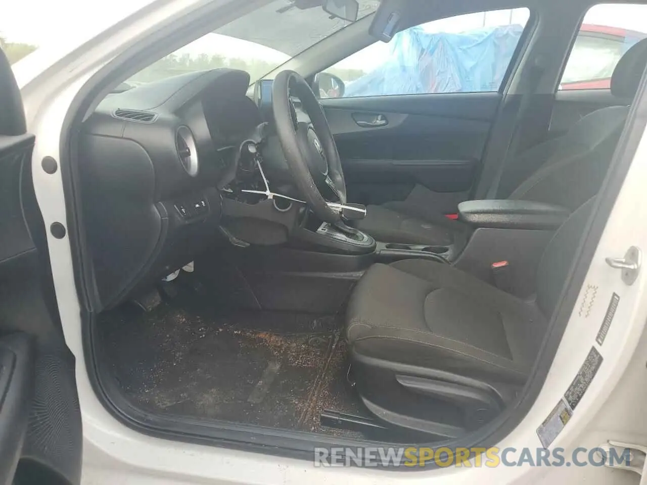 7 Photograph of a damaged car 3KPF24AD3LE257405 KIA FORTE 2020
