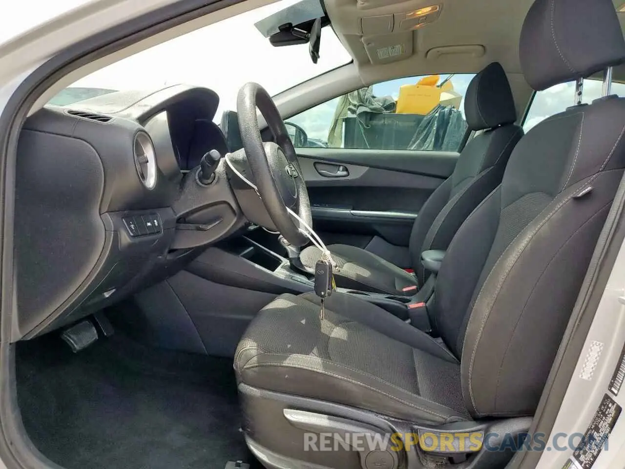 7 Photograph of a damaged car 3KPF24AD4LE156681 KIA FORTE 2020