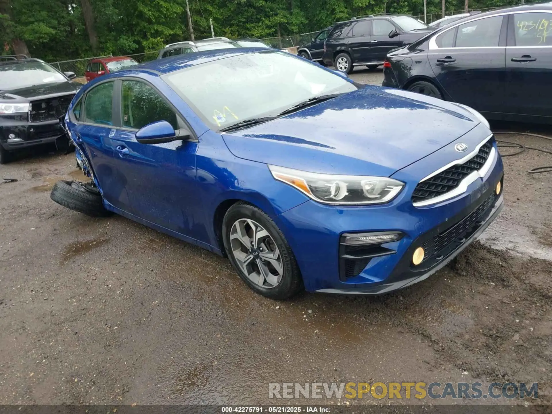 1 Photograph of a damaged car 3KPF24AD4LE163436 KIA FORTE 2020