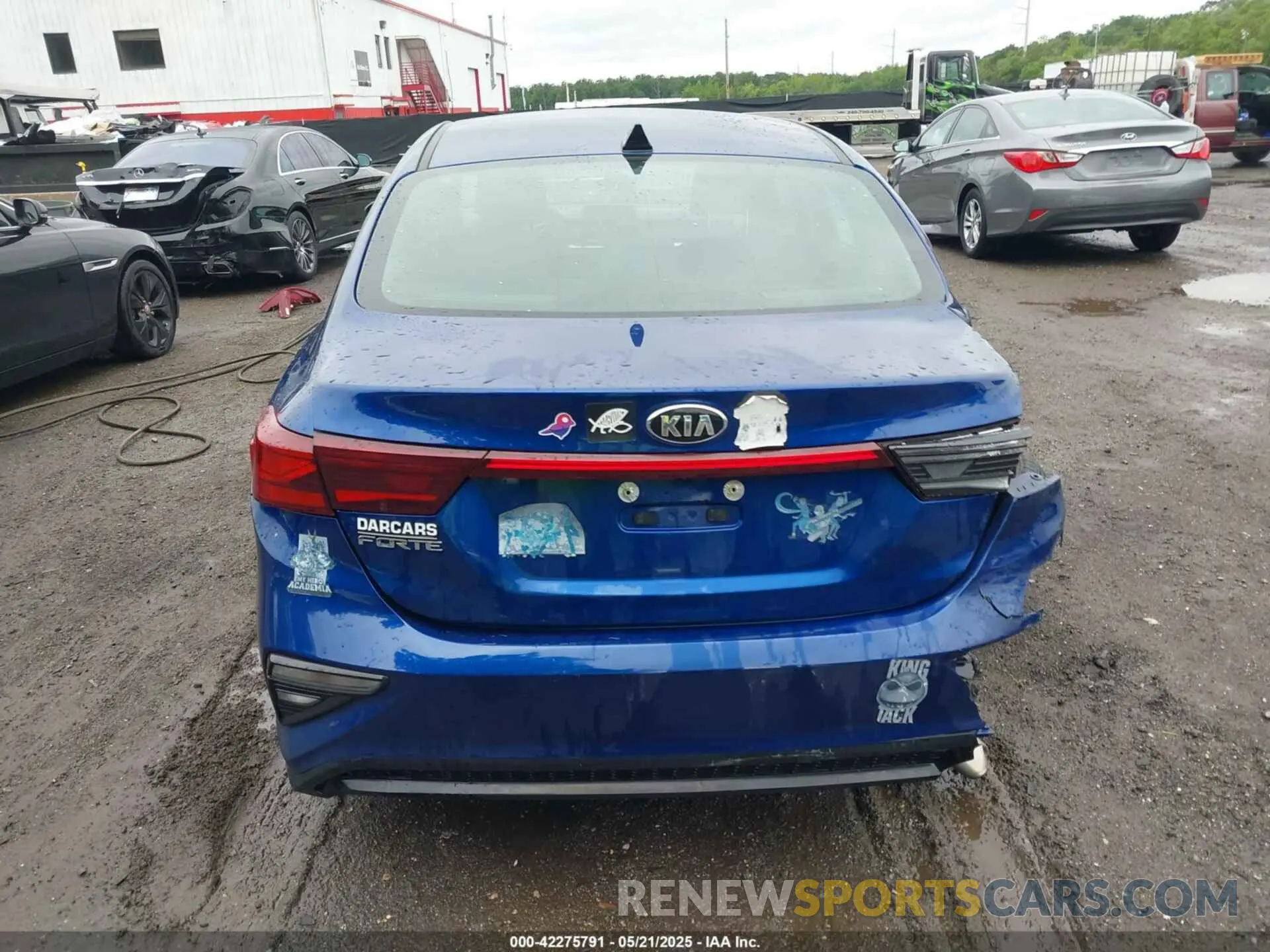 16 Photograph of a damaged car 3KPF24AD4LE163436 KIA FORTE 2020