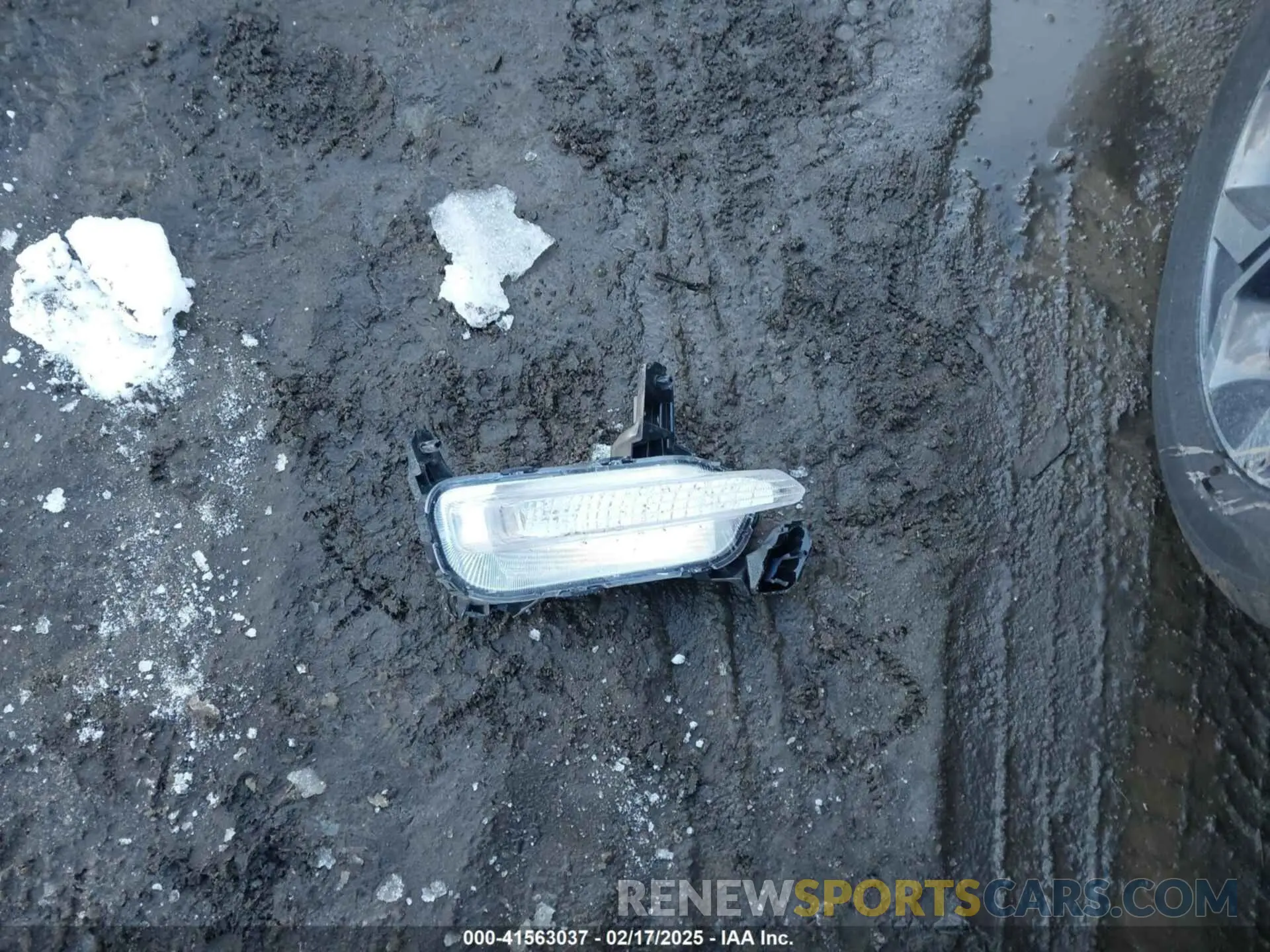 12 Photograph of a damaged car 3KPF24AD4LE174288 KIA FORTE 2020