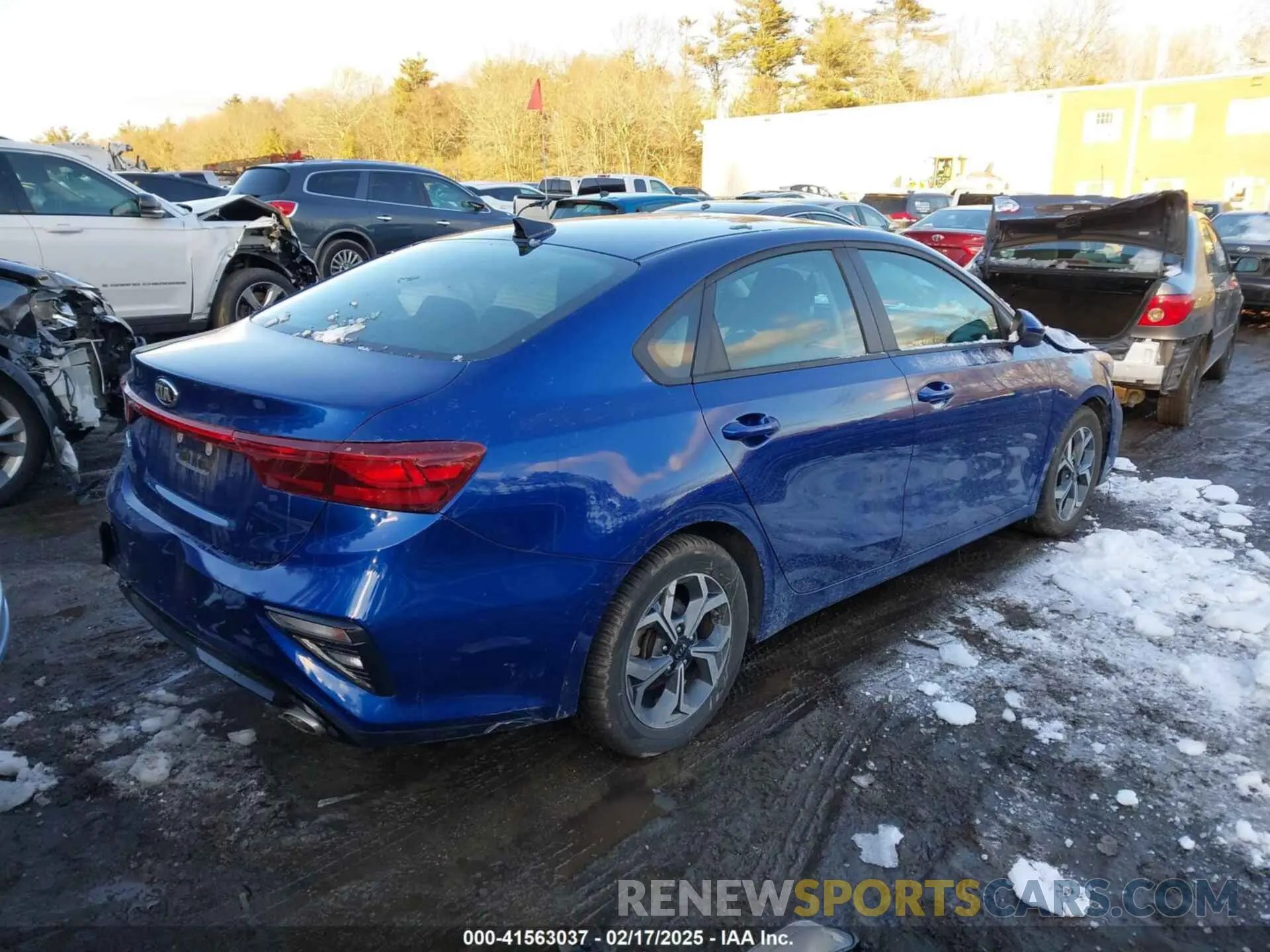 4 Photograph of a damaged car 3KPF24AD4LE174288 KIA FORTE 2020