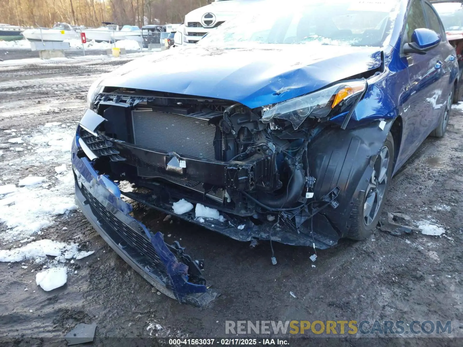 6 Photograph of a damaged car 3KPF24AD4LE174288 KIA FORTE 2020