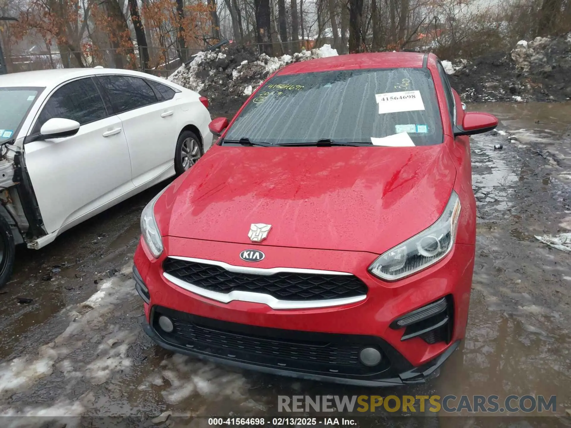 12 Photograph of a damaged car 3KPF24AD4LE184223 KIA FORTE 2020