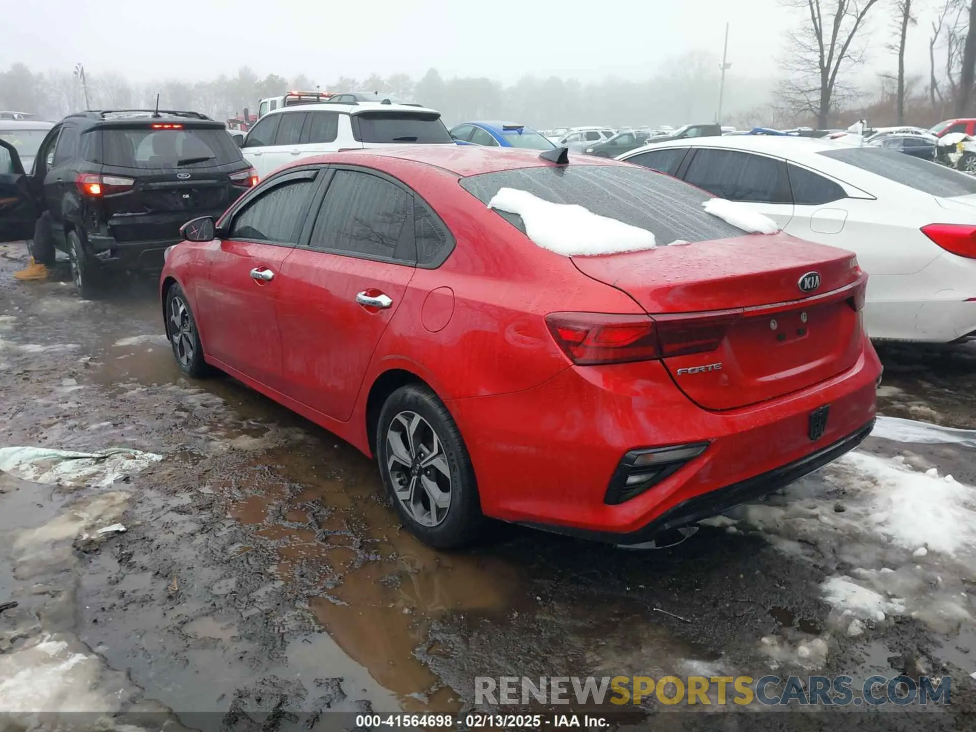 3 Photograph of a damaged car 3KPF24AD4LE184223 KIA FORTE 2020