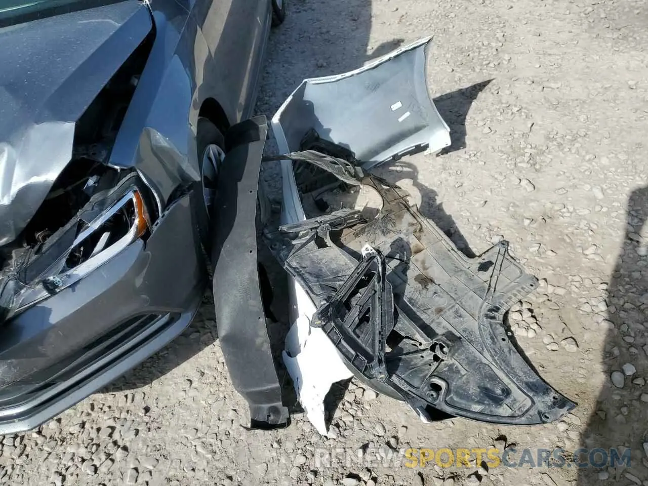 14 Photograph of a damaged car 3KPF24AD4LE189454 KIA FORTE 2020