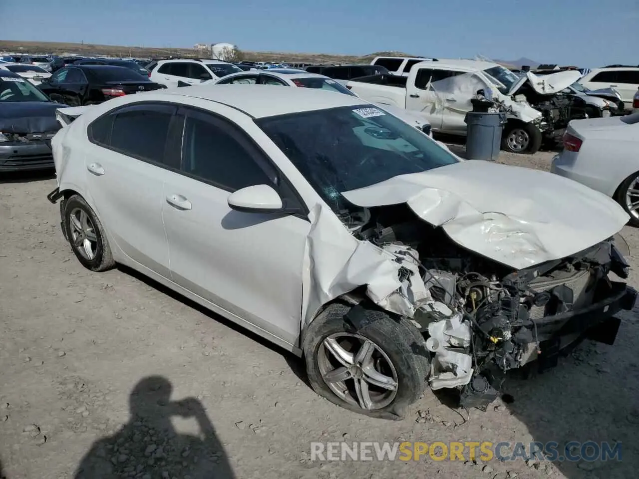 4 Photograph of a damaged car 3KPF24AD4LE189454 KIA FORTE 2020