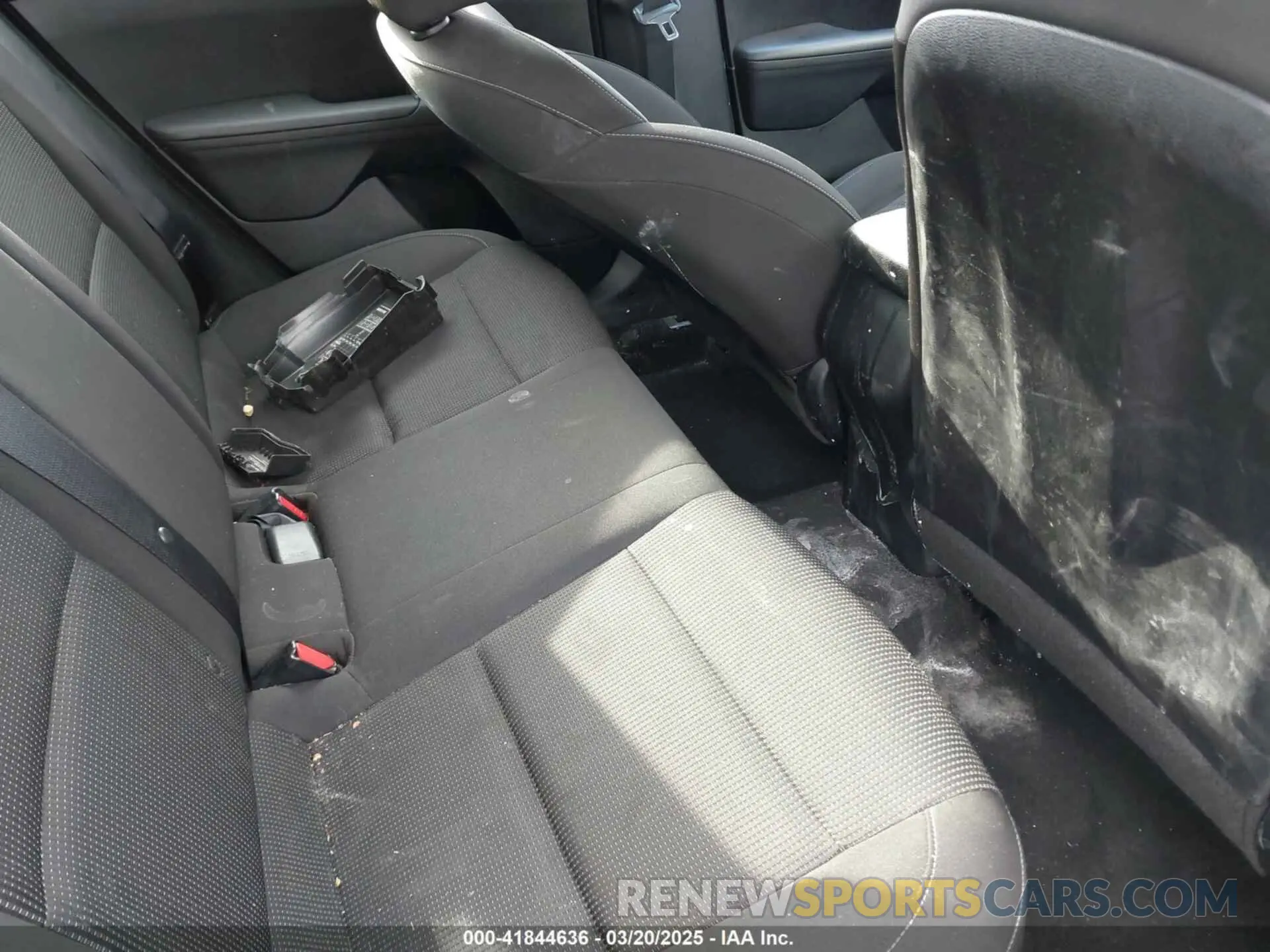 8 Photograph of a damaged car 3KPF24AD4LE206902 KIA FORTE 2020