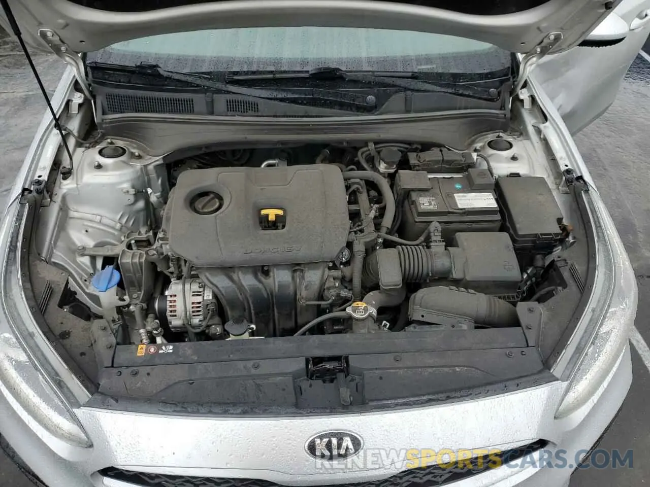 11 Photograph of a damaged car 3KPF24AD4LE208410 KIA FORTE 2020