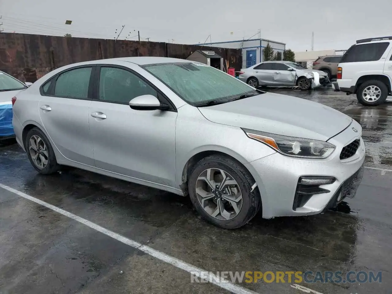 4 Photograph of a damaged car 3KPF24AD4LE208410 KIA FORTE 2020