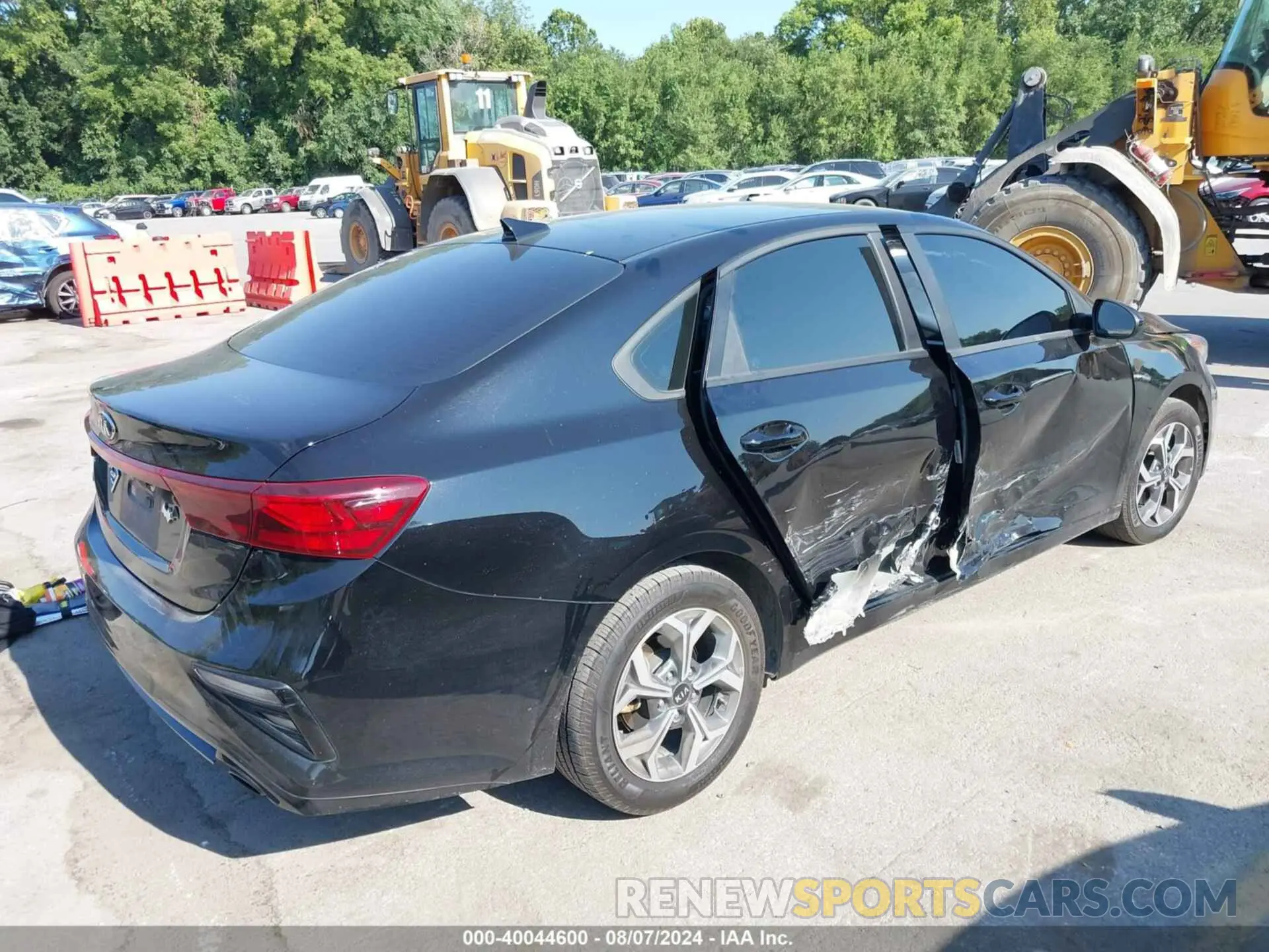 4 Photograph of a damaged car 3KPF24AD4LE212439 KIA FORTE 2020