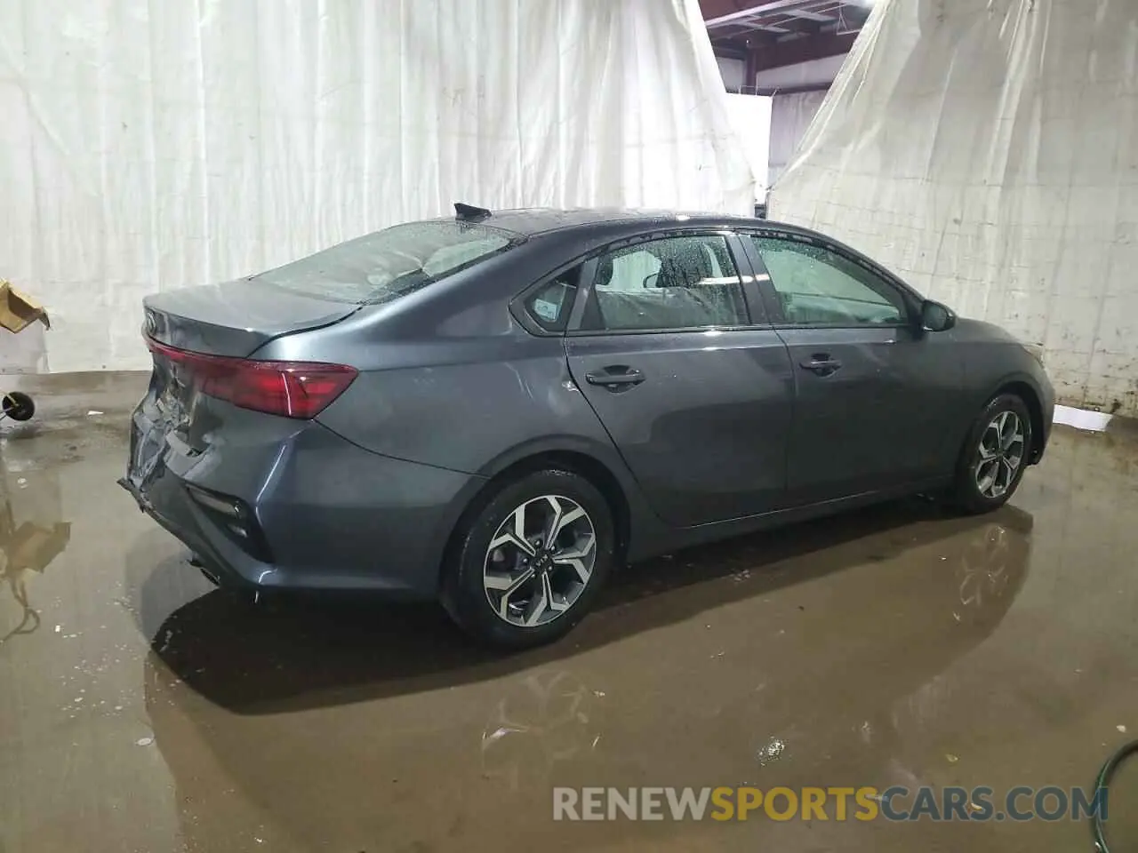 3 Photograph of a damaged car 3KPF24AD4LE213784 KIA FORTE 2020