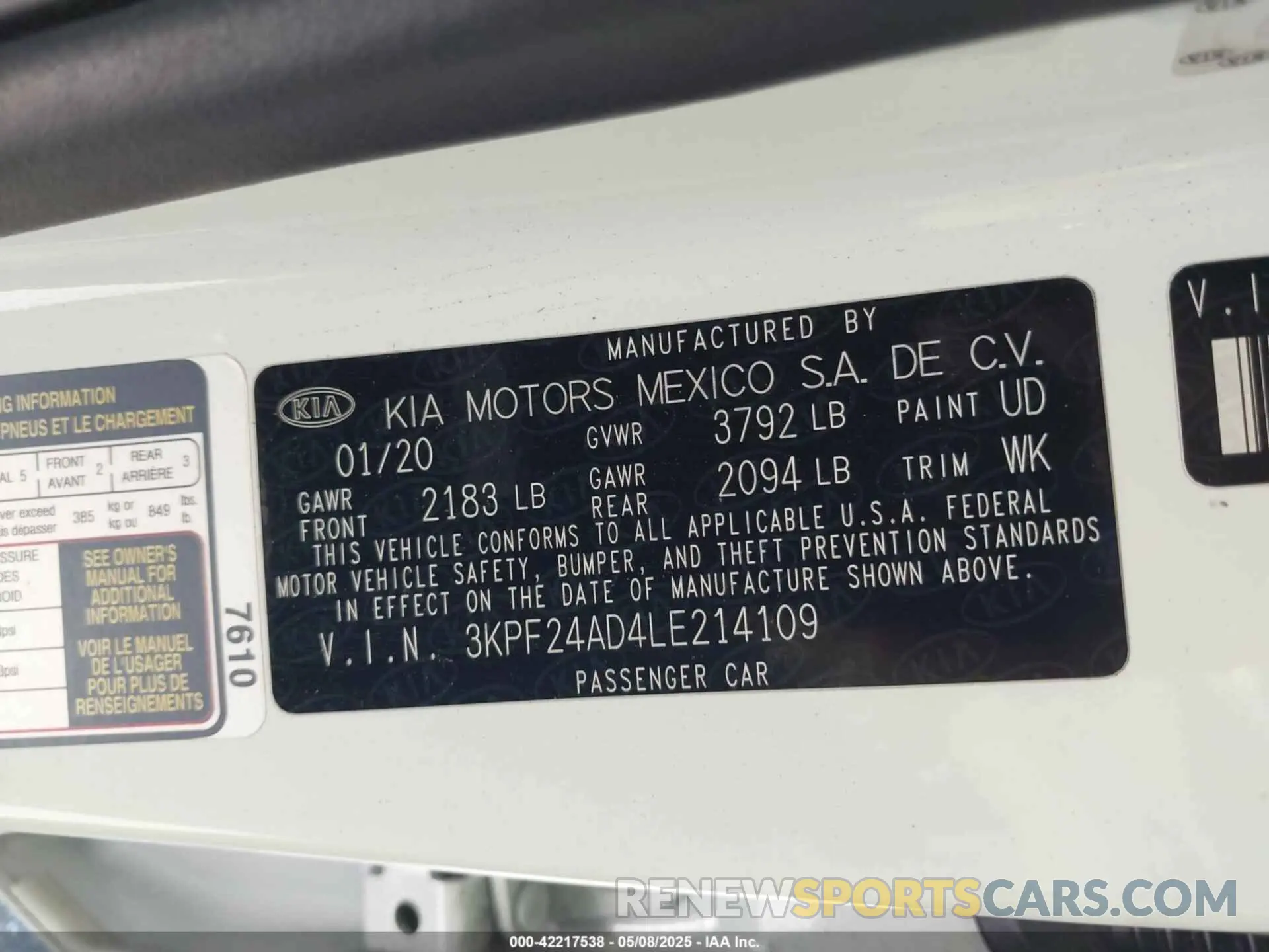 9 Photograph of a damaged car 3KPF24AD4LE214109 KIA FORTE 2020