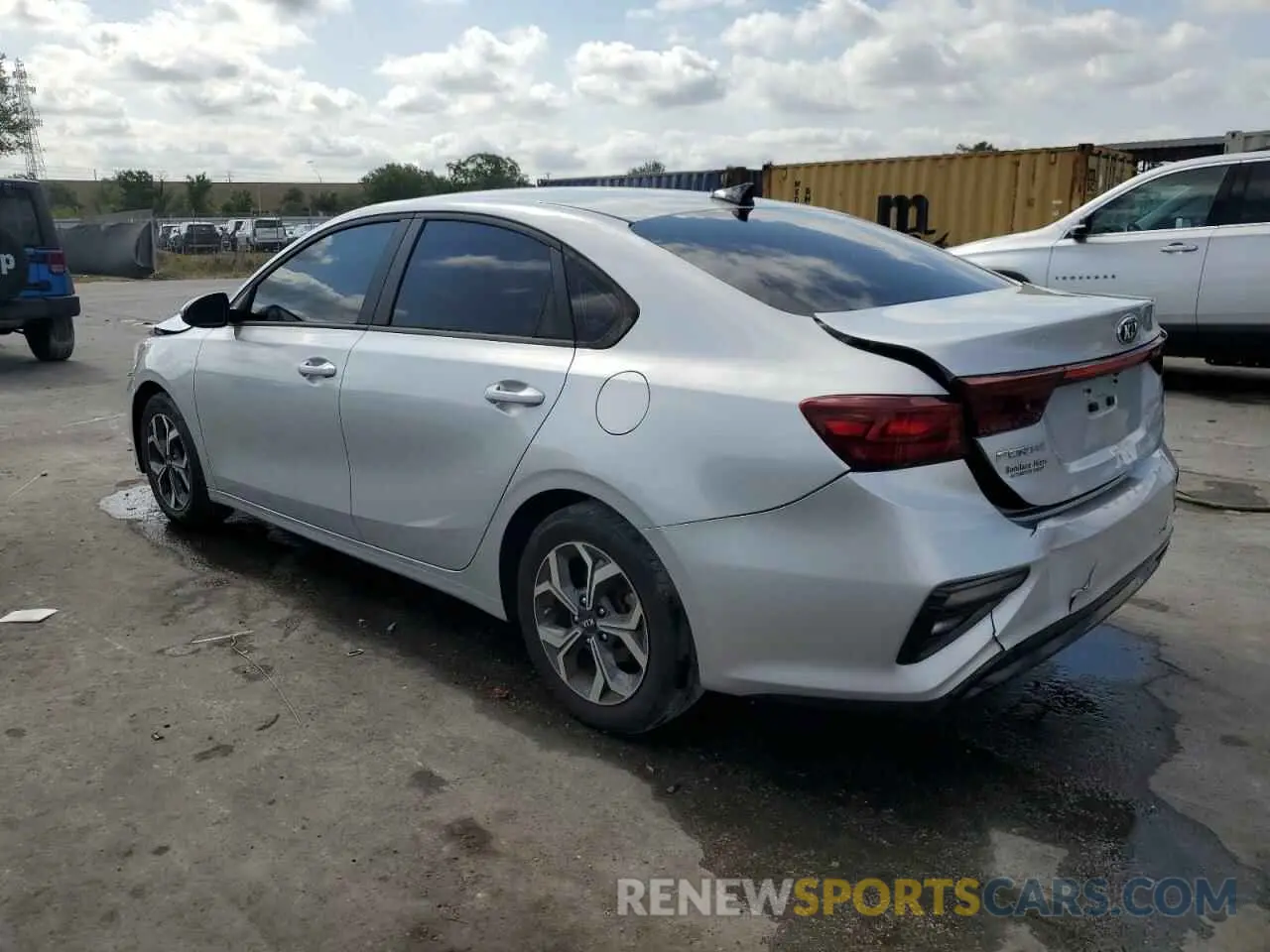 2 Photograph of a damaged car 3KPF24AD4LE221884 KIA FORTE 2020