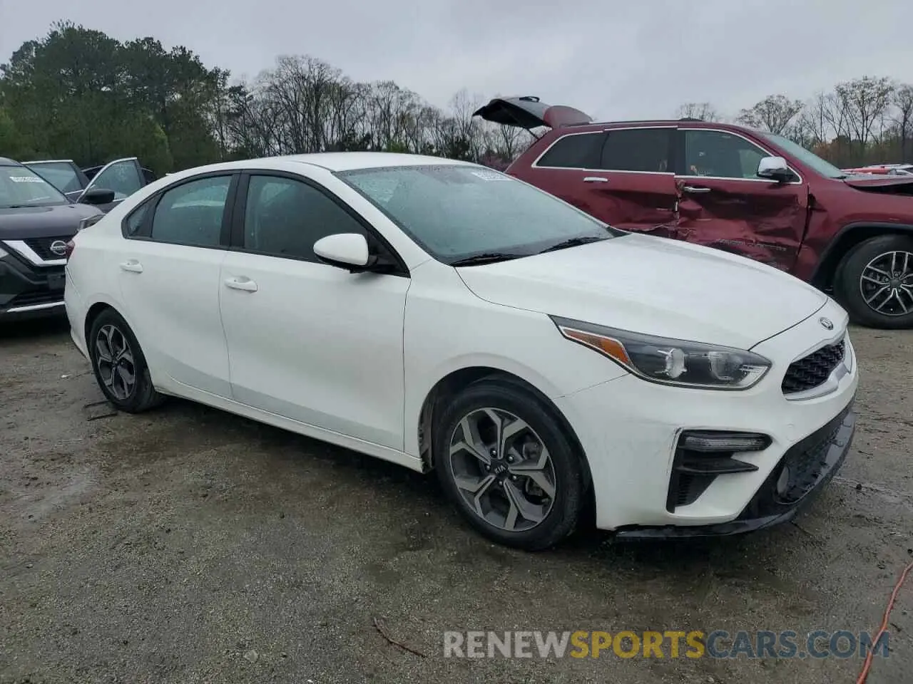 4 Photograph of a damaged car 3KPF24AD4LE232657 KIA FORTE 2020