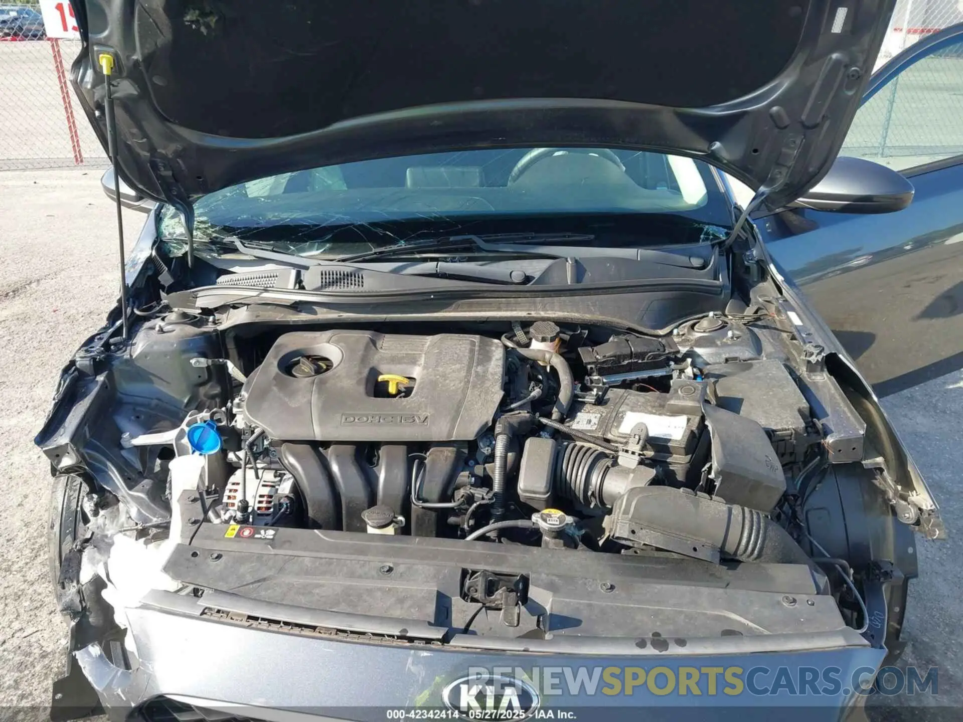 10 Photograph of a damaged car 3KPF24AD4LE234148 KIA FORTE 2020
