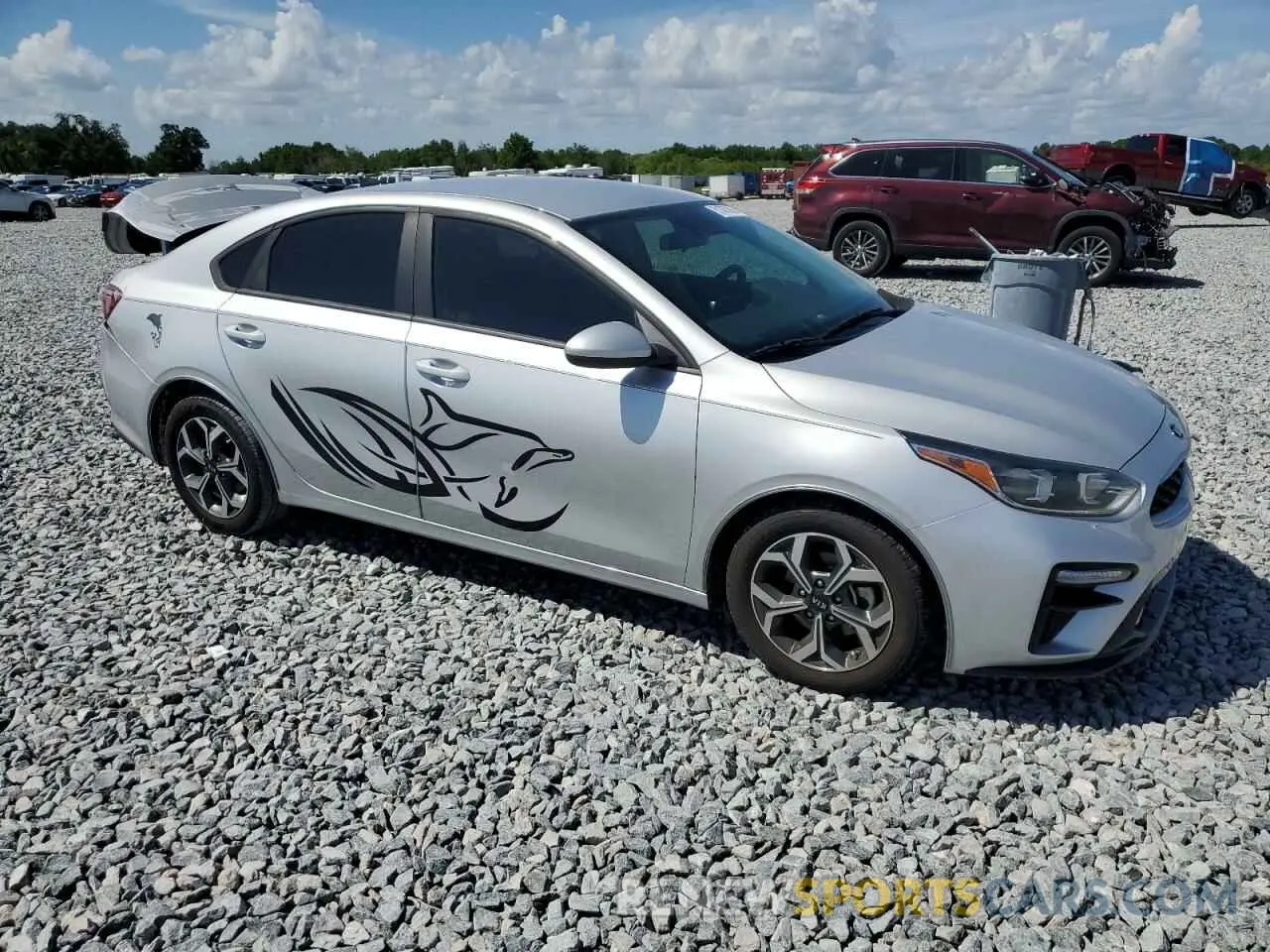 4 Photograph of a damaged car 3KPF24AD4LE239771 KIA FORTE 2020