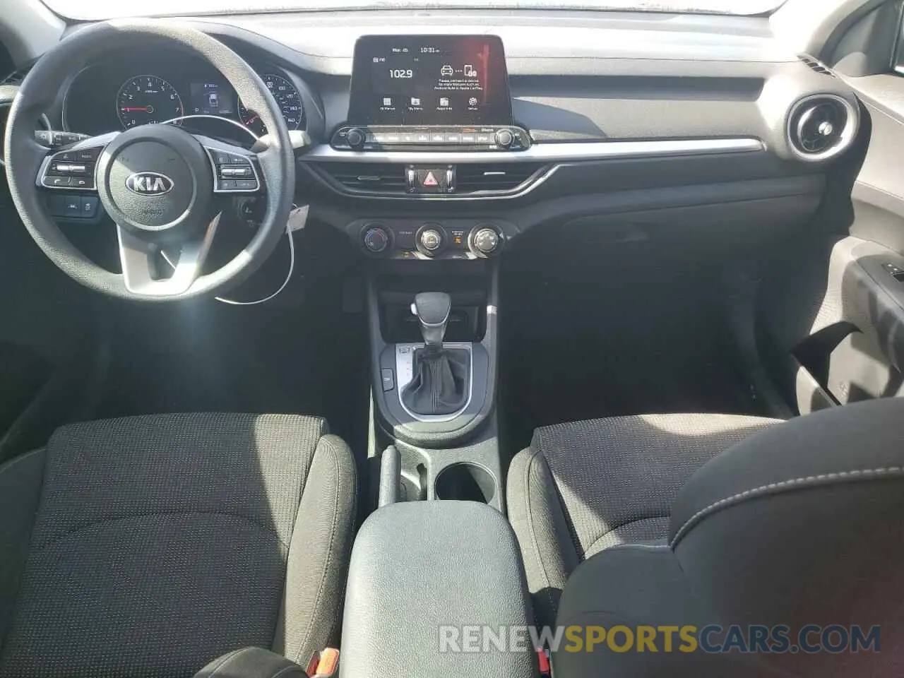 8 Photograph of a damaged car 3KPF24AD4LE243934 KIA FORTE 2020