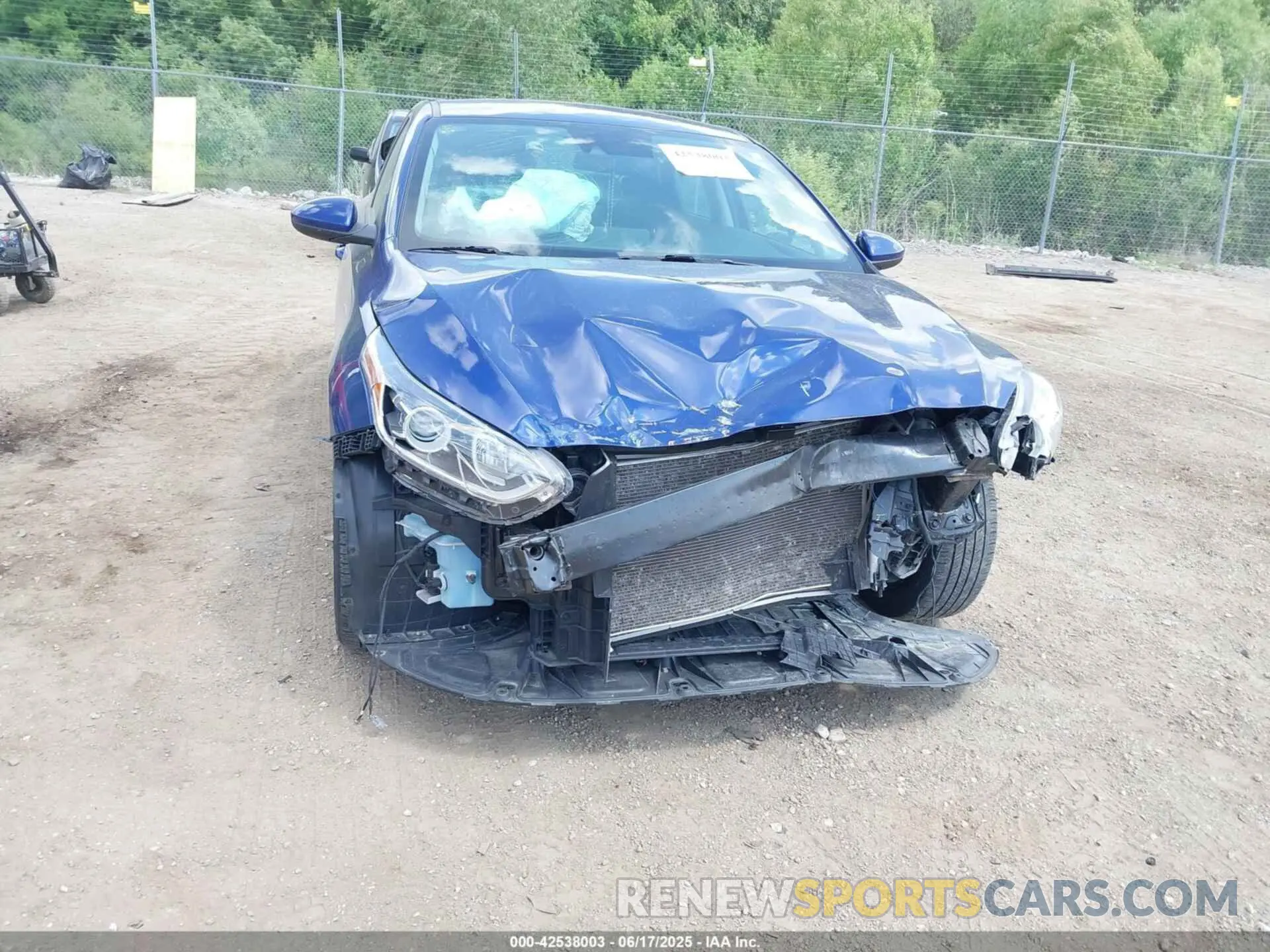 6 Photograph of a damaged car 3KPF24AD4LE257896 KIA FORTE 2020