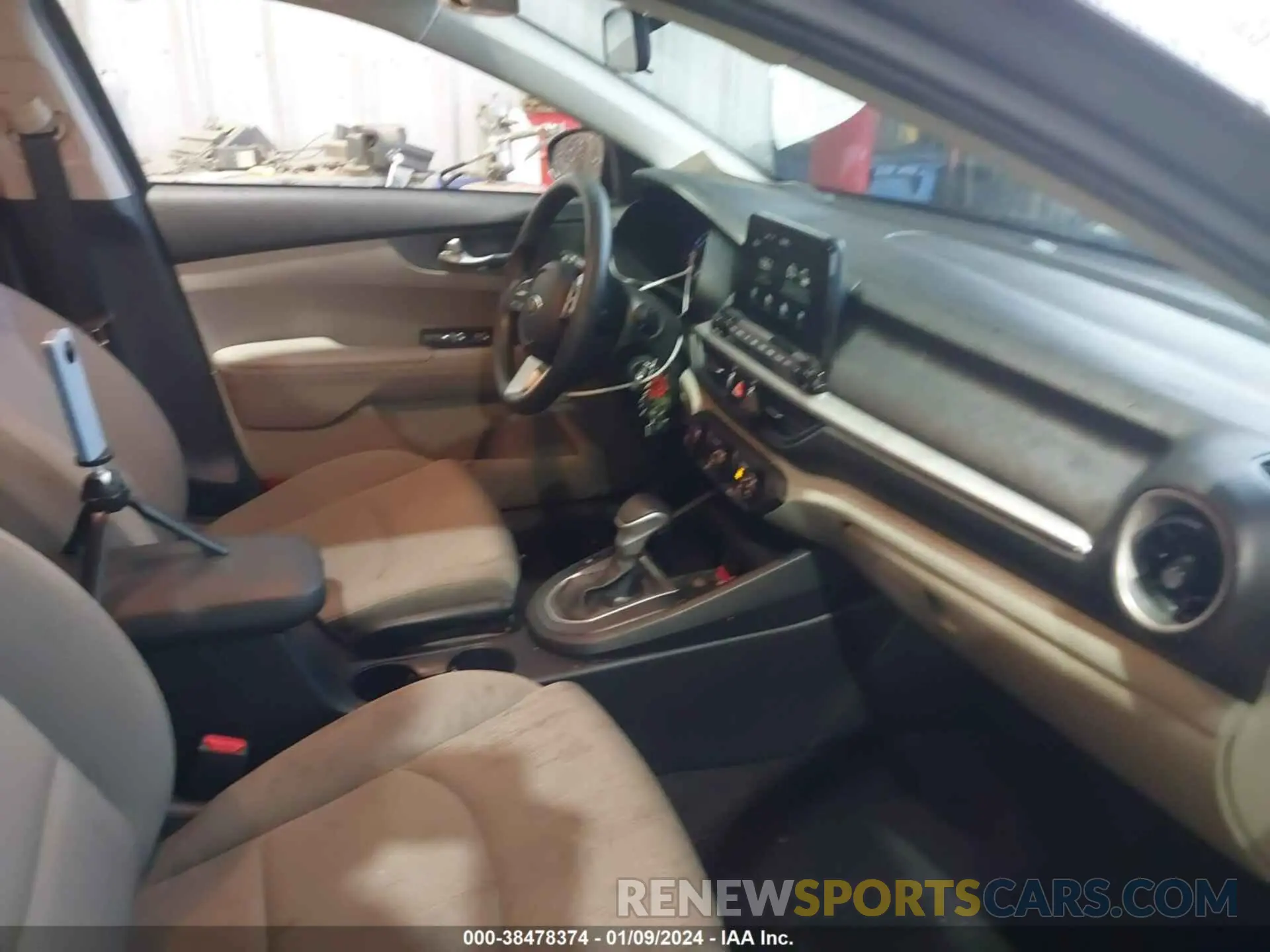 5 Photograph of a damaged car 3KPF24AD4LE259731 KIA FORTE 2020