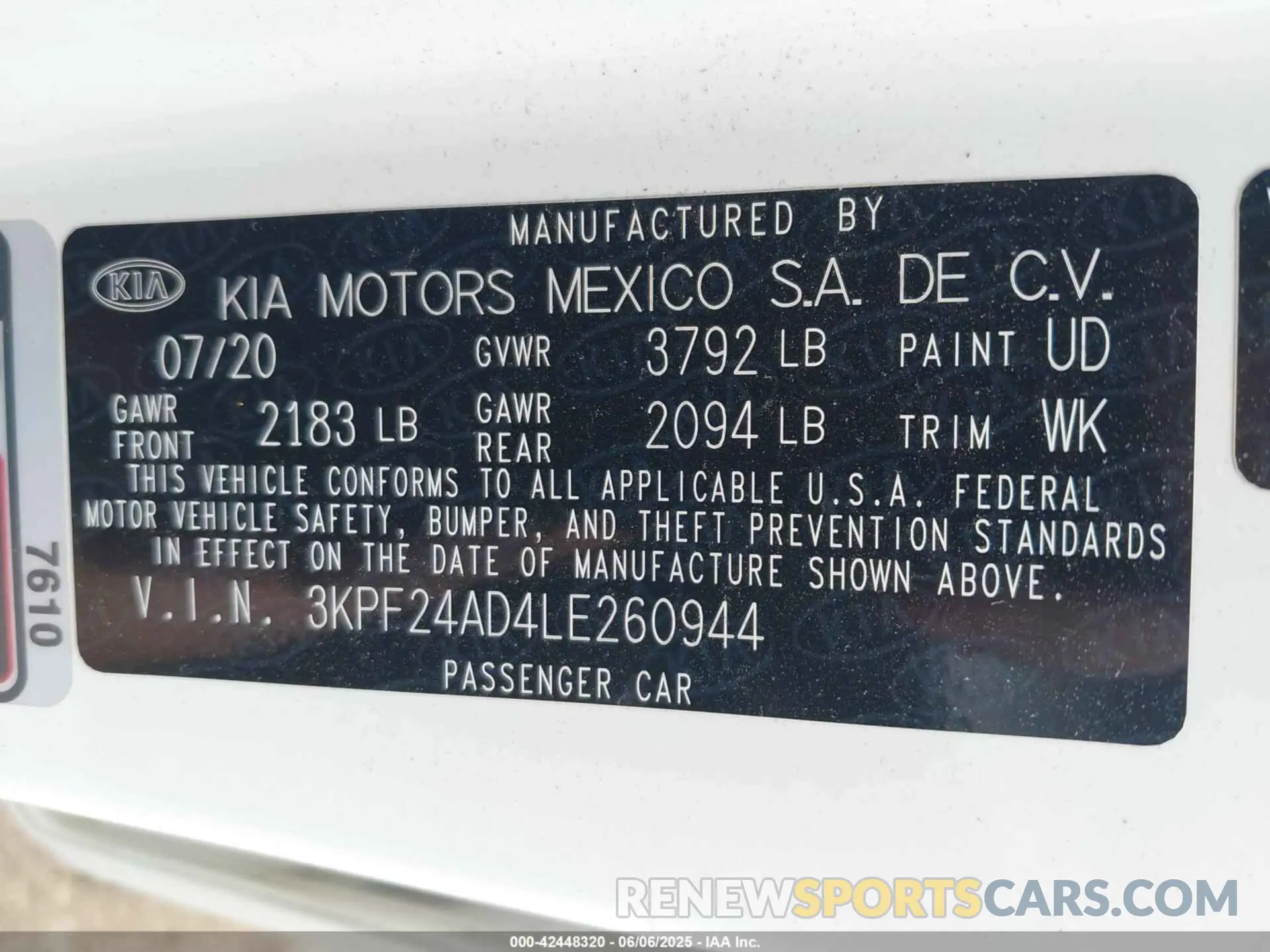 9 Photograph of a damaged car 3KPF24AD4LE260944 KIA FORTE 2020