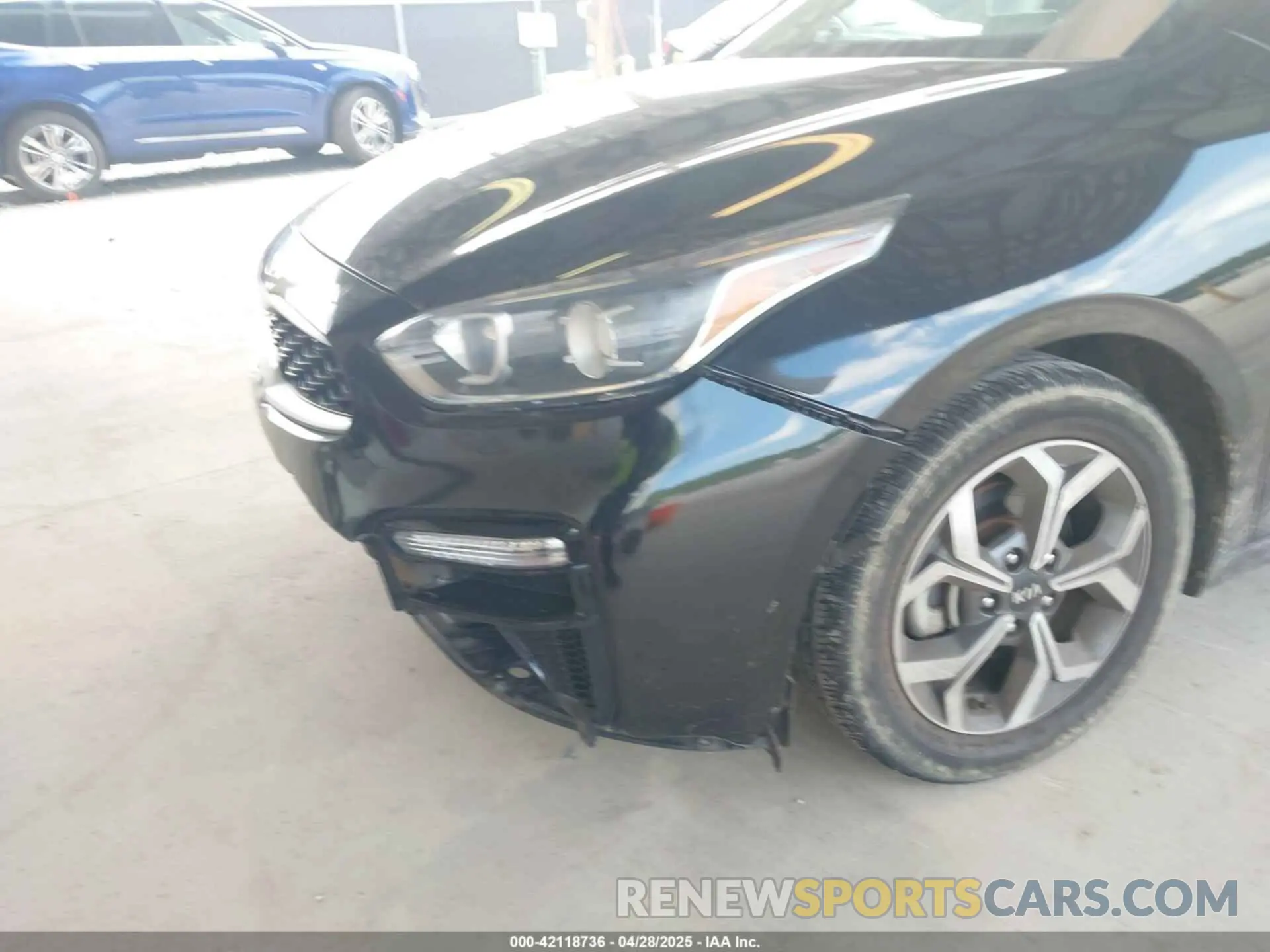 18 Photograph of a damaged car 3KPF24AD5LE141476 KIA FORTE 2020