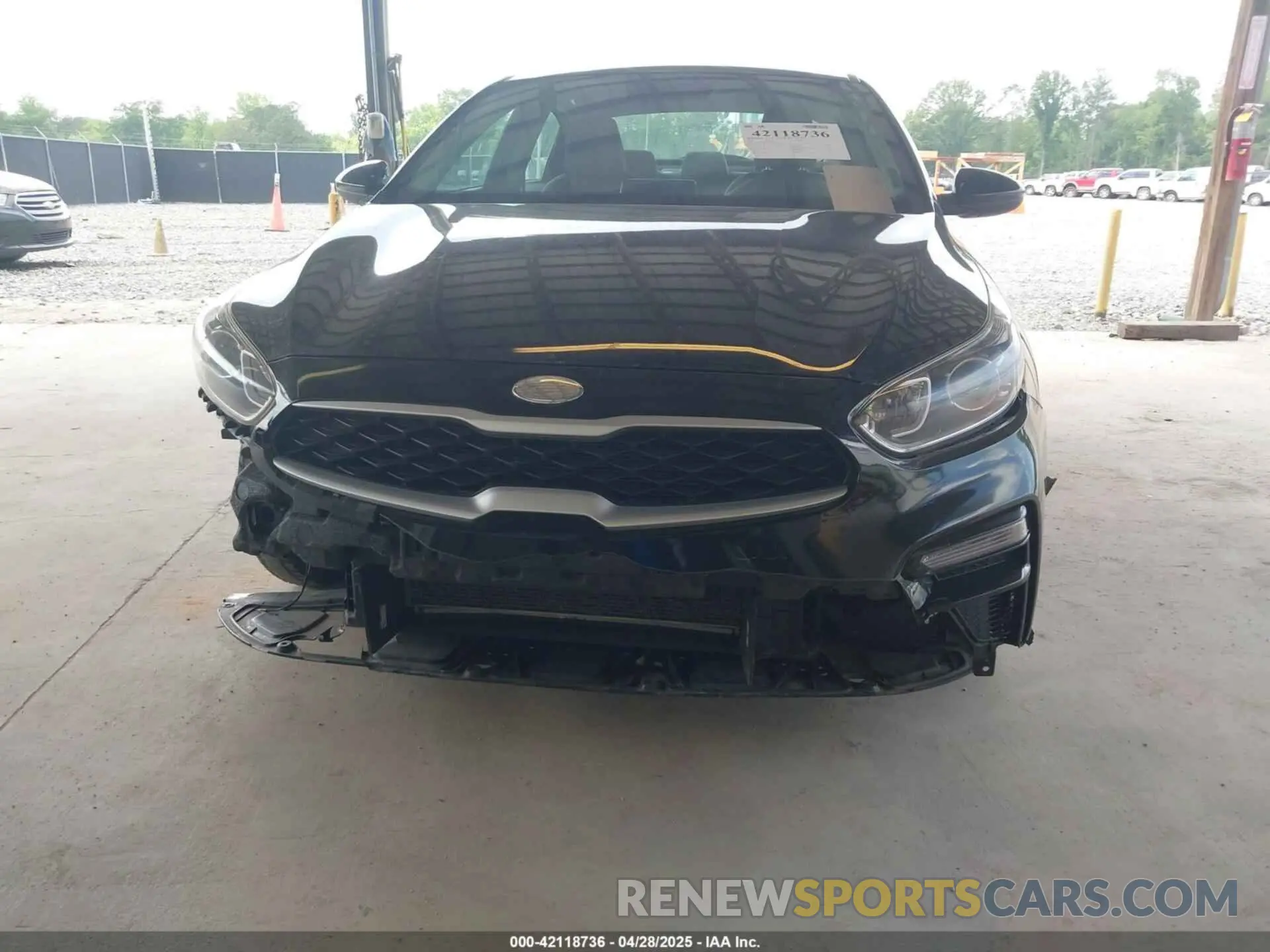 19 Photograph of a damaged car 3KPF24AD5LE141476 KIA FORTE 2020