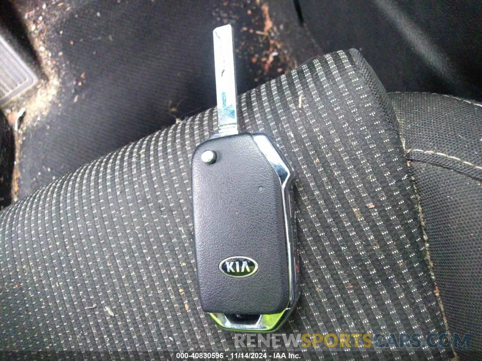11 Photograph of a damaged car 3KPF24AD5LE144720 KIA FORTE 2020