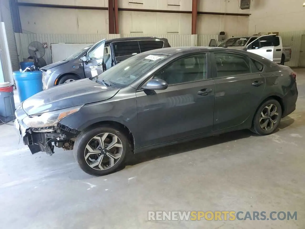 1 Photograph of a damaged car 3KPF24AD5LE151635 KIA FORTE 2020