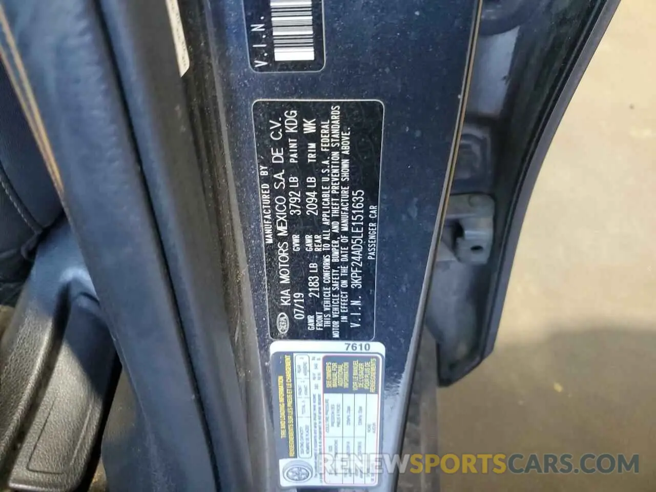 12 Photograph of a damaged car 3KPF24AD5LE151635 KIA FORTE 2020