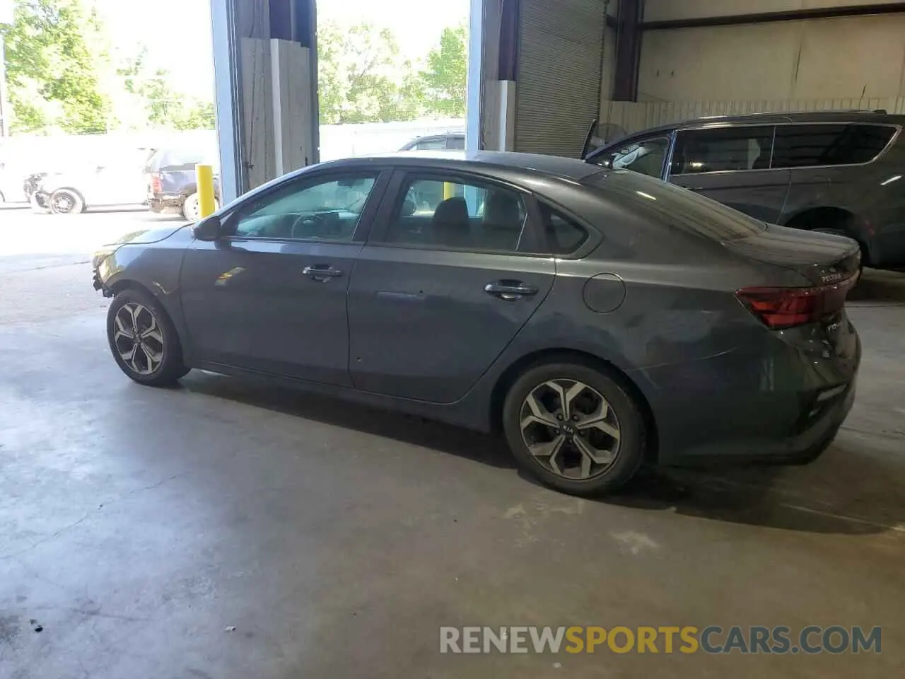 2 Photograph of a damaged car 3KPF24AD5LE151635 KIA FORTE 2020