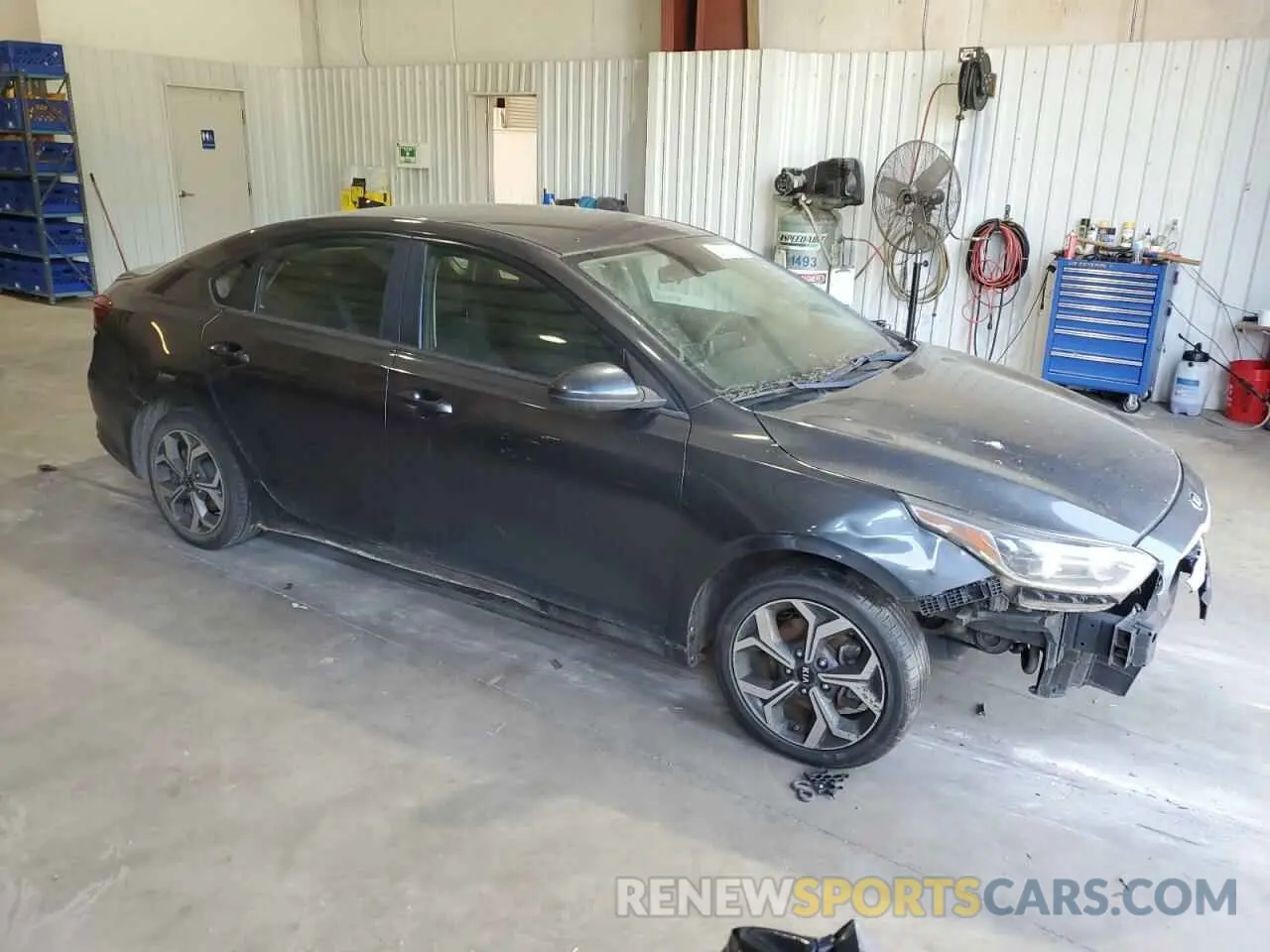 4 Photograph of a damaged car 3KPF24AD5LE151635 KIA FORTE 2020