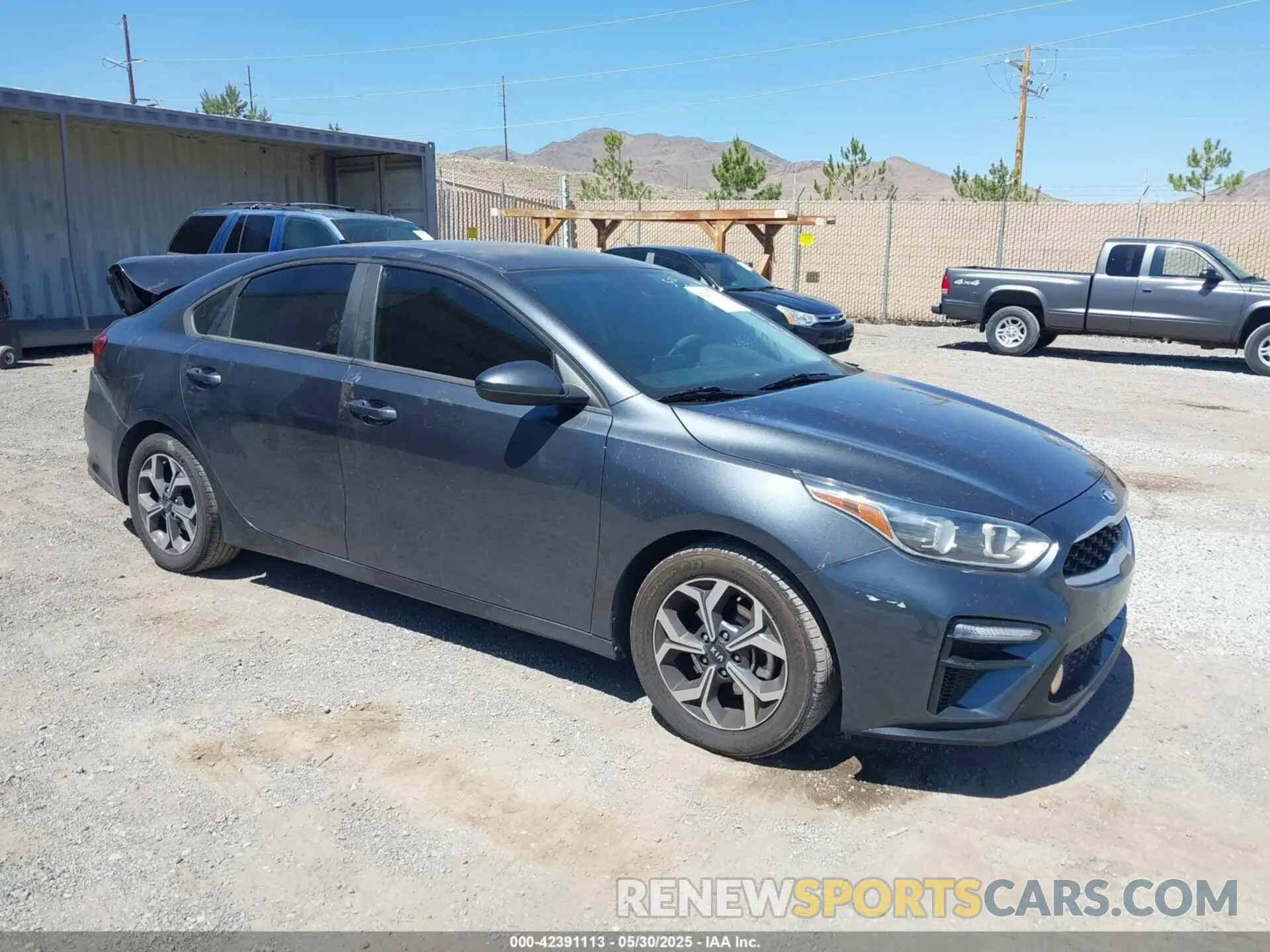 1 Photograph of a damaged car 3KPF24AD5LE152879 KIA FORTE 2020