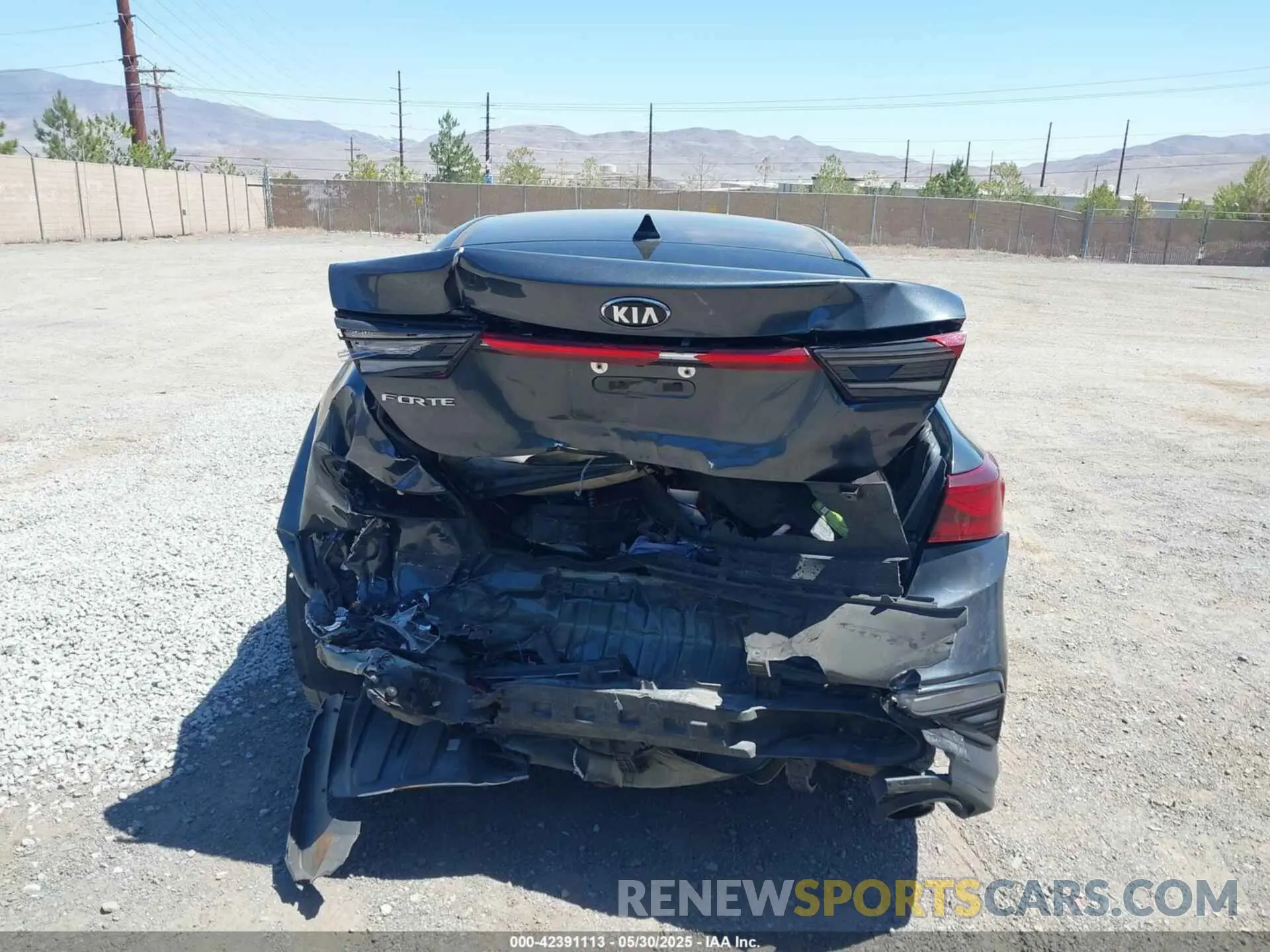 16 Photograph of a damaged car 3KPF24AD5LE152879 KIA FORTE 2020
