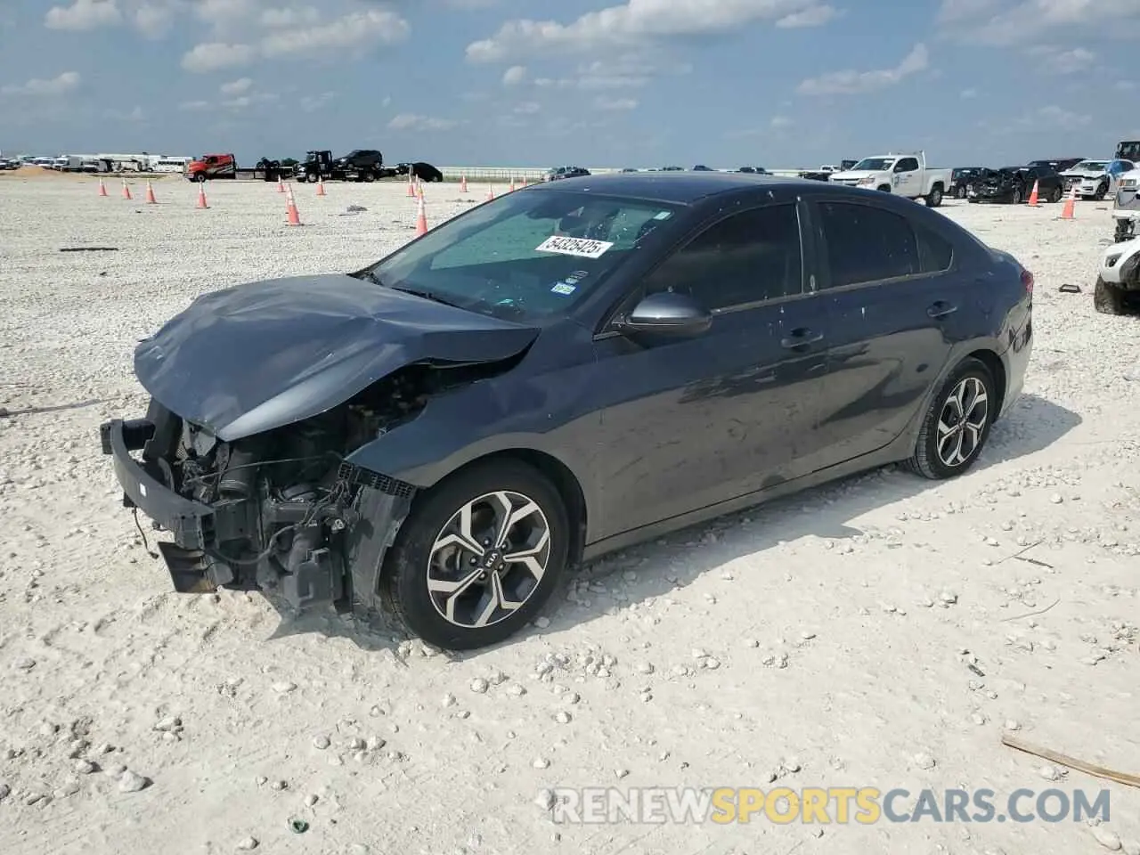 1 Photograph of a damaged car 3KPF24AD5LE221554 KIA FORTE 2020