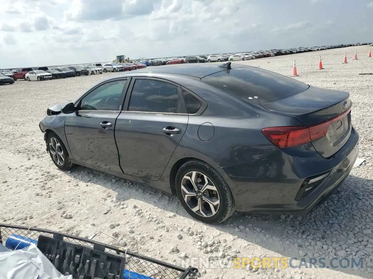 2 Photograph of a damaged car 3KPF24AD5LE221554 KIA FORTE 2020