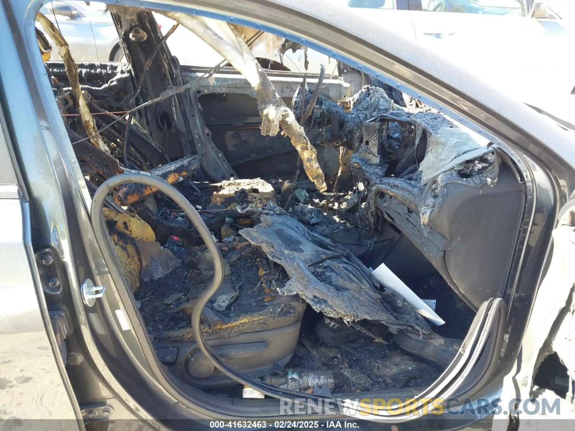 5 Photograph of a damaged car 3KPF24AD5LE232828 KIA FORTE 2020