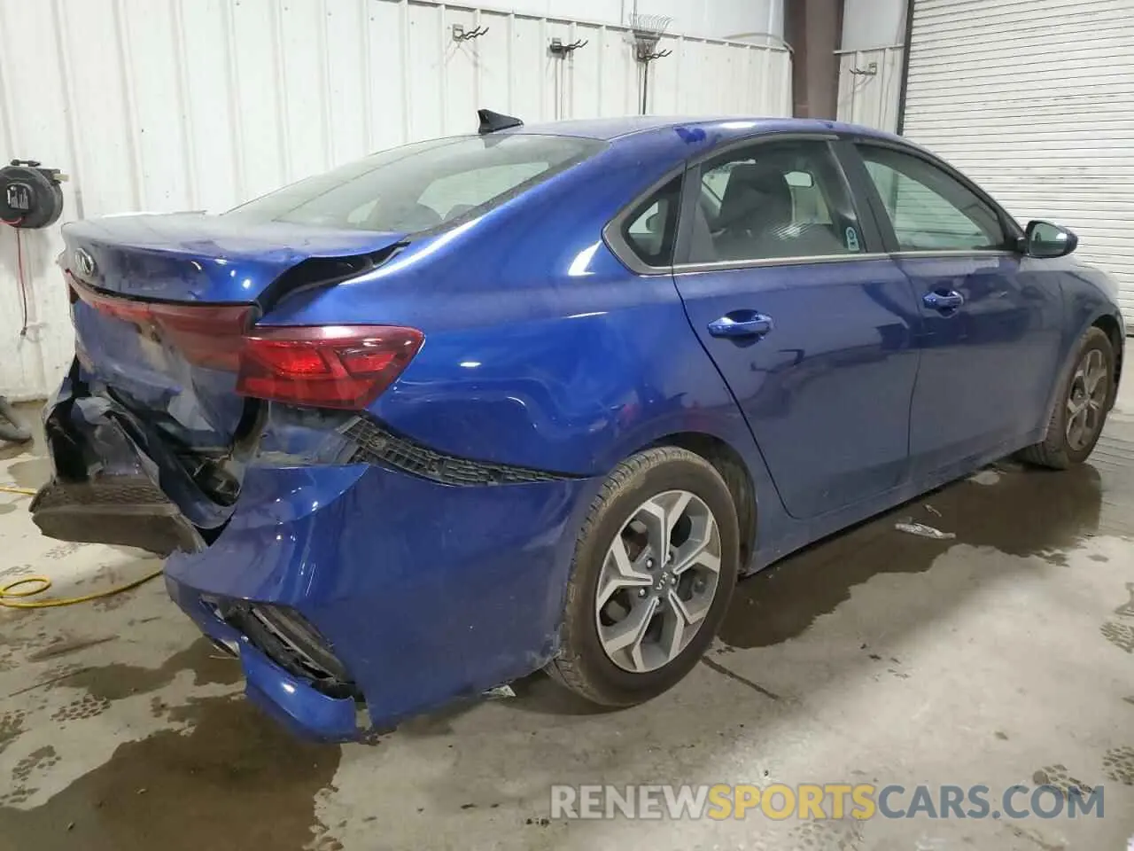3 Photograph of a damaged car 3KPF24AD5LE236507 KIA FORTE 2020
