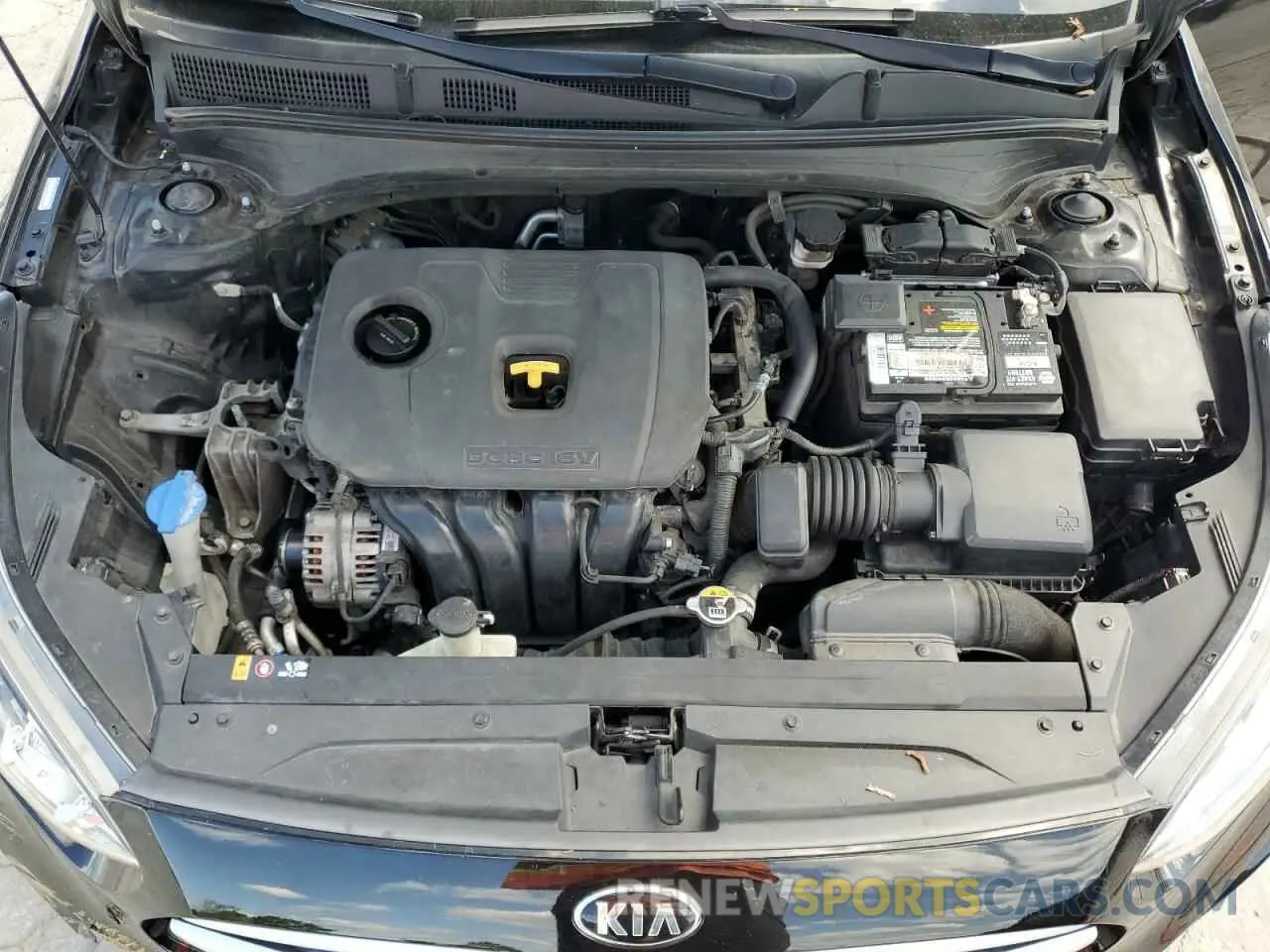 11 Photograph of a damaged car 3KPF24AD5LE247250 KIA FORTE 2020