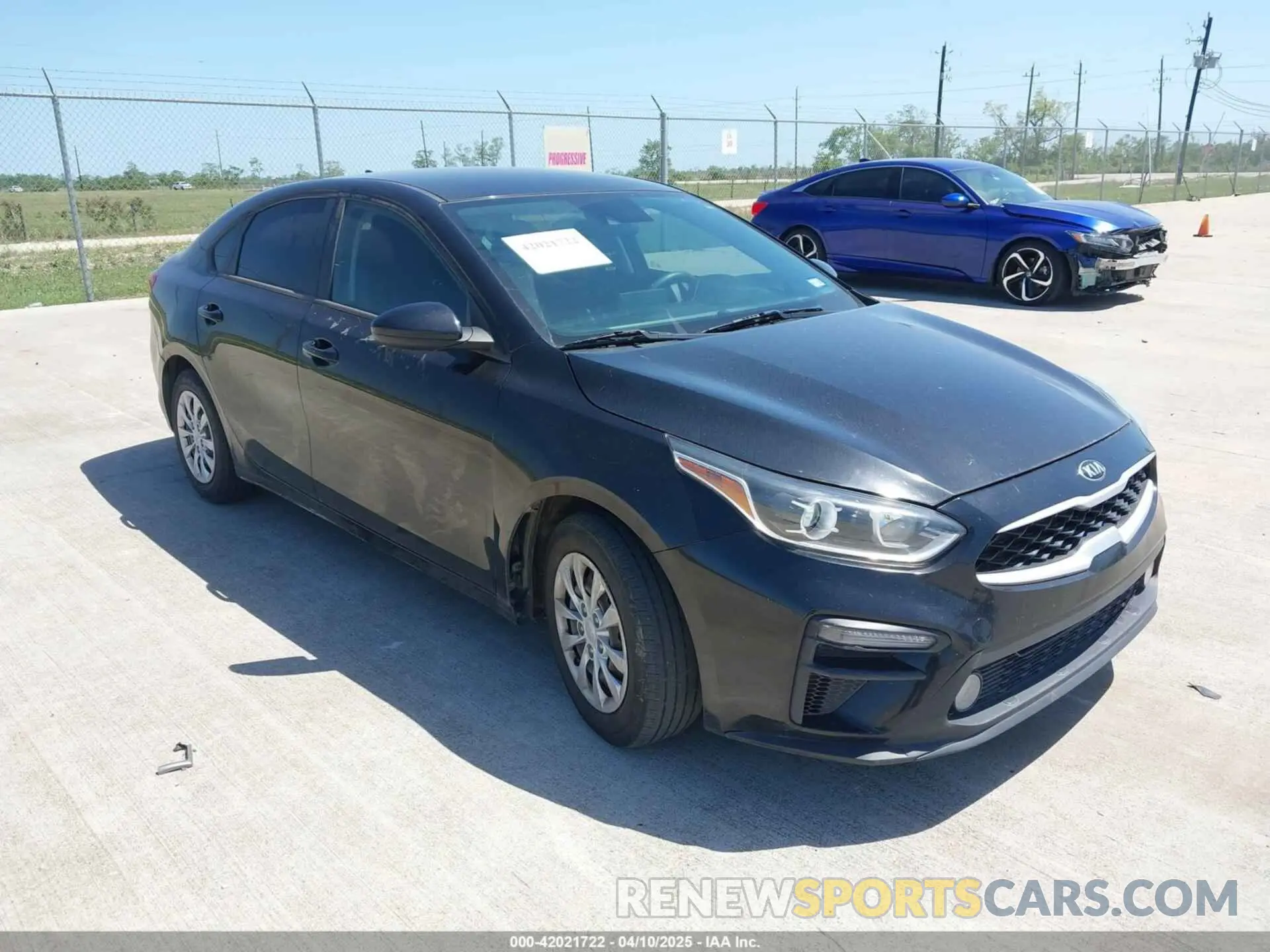 1 Photograph of a damaged car 3KPF24AD5LE258006 KIA FORTE 2020