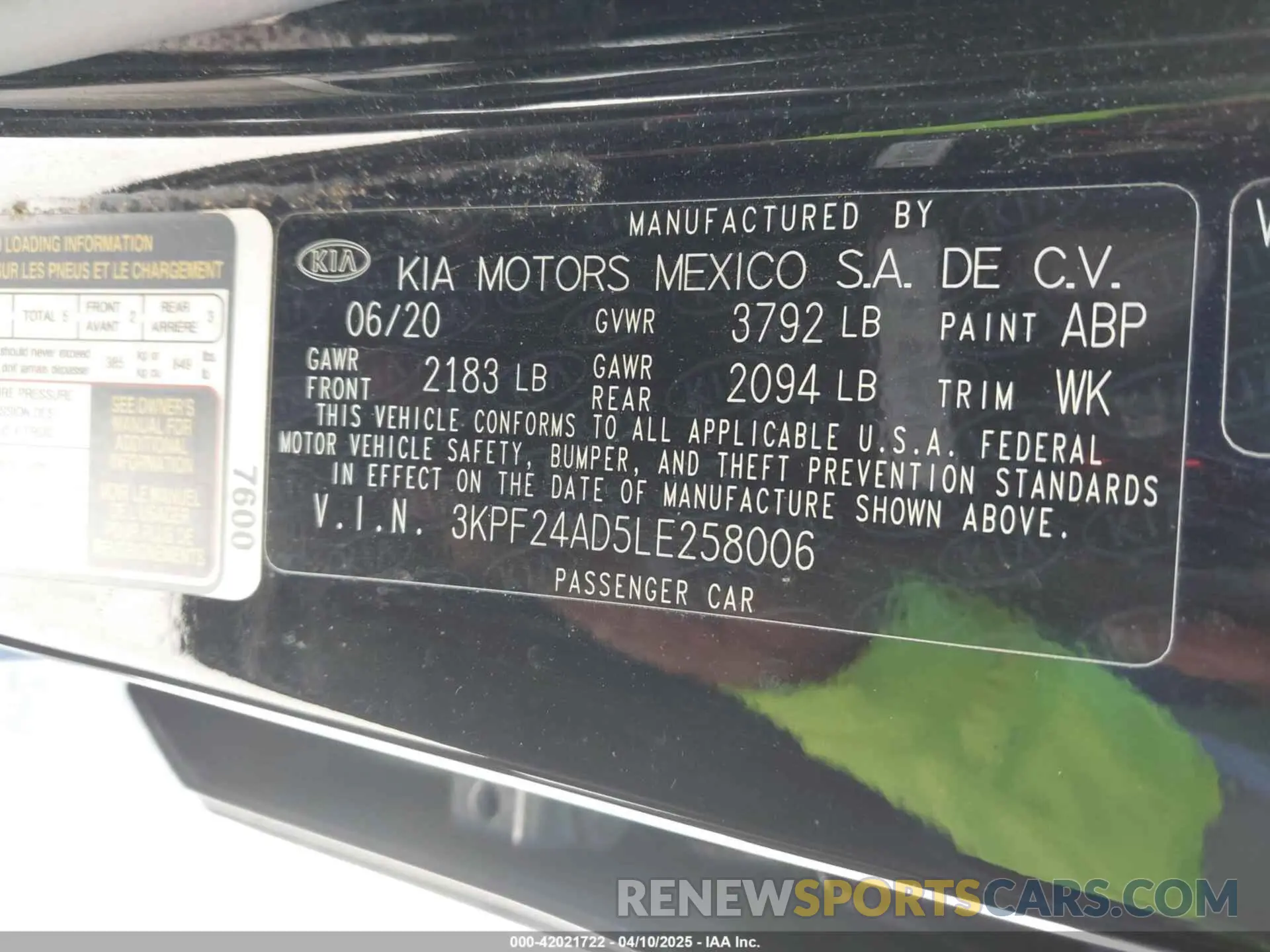9 Photograph of a damaged car 3KPF24AD5LE258006 KIA FORTE 2020