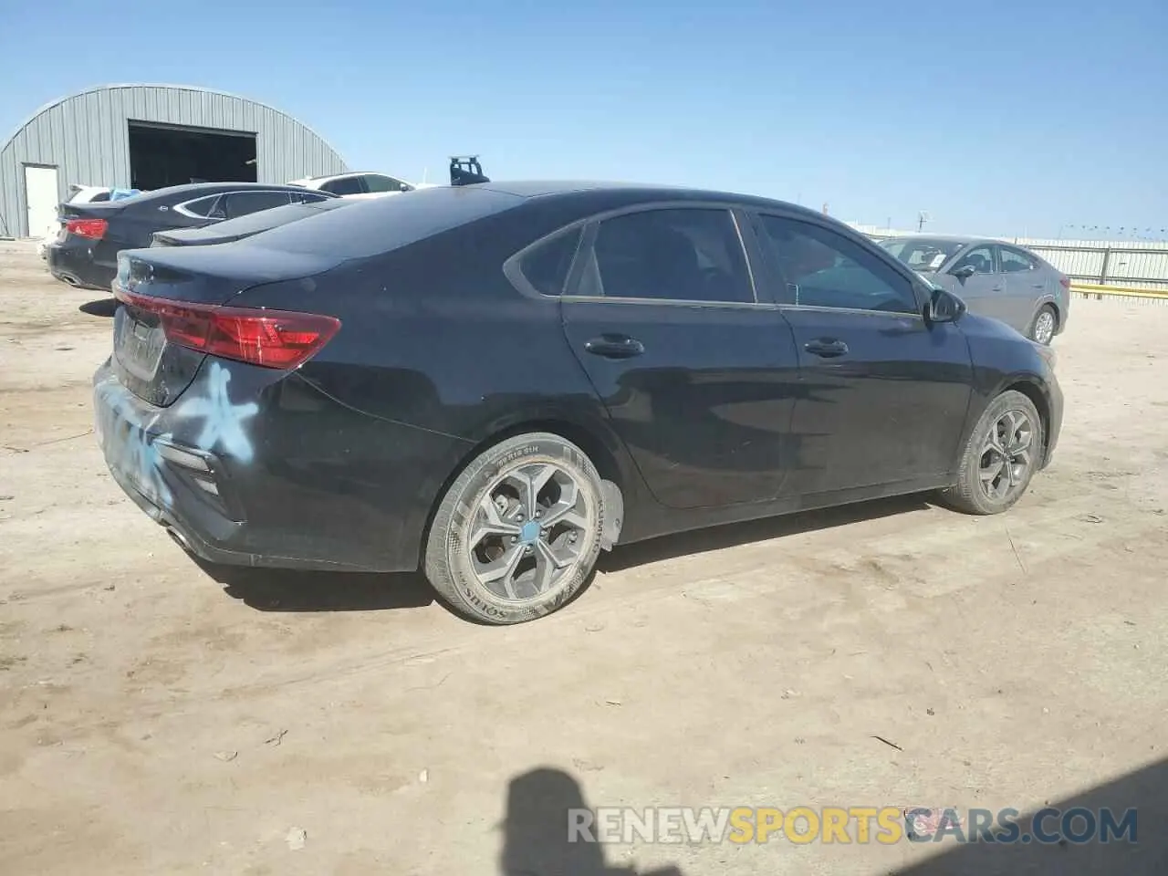 3 Photograph of a damaged car 3KPF24AD5LE260581 KIA FORTE 2020