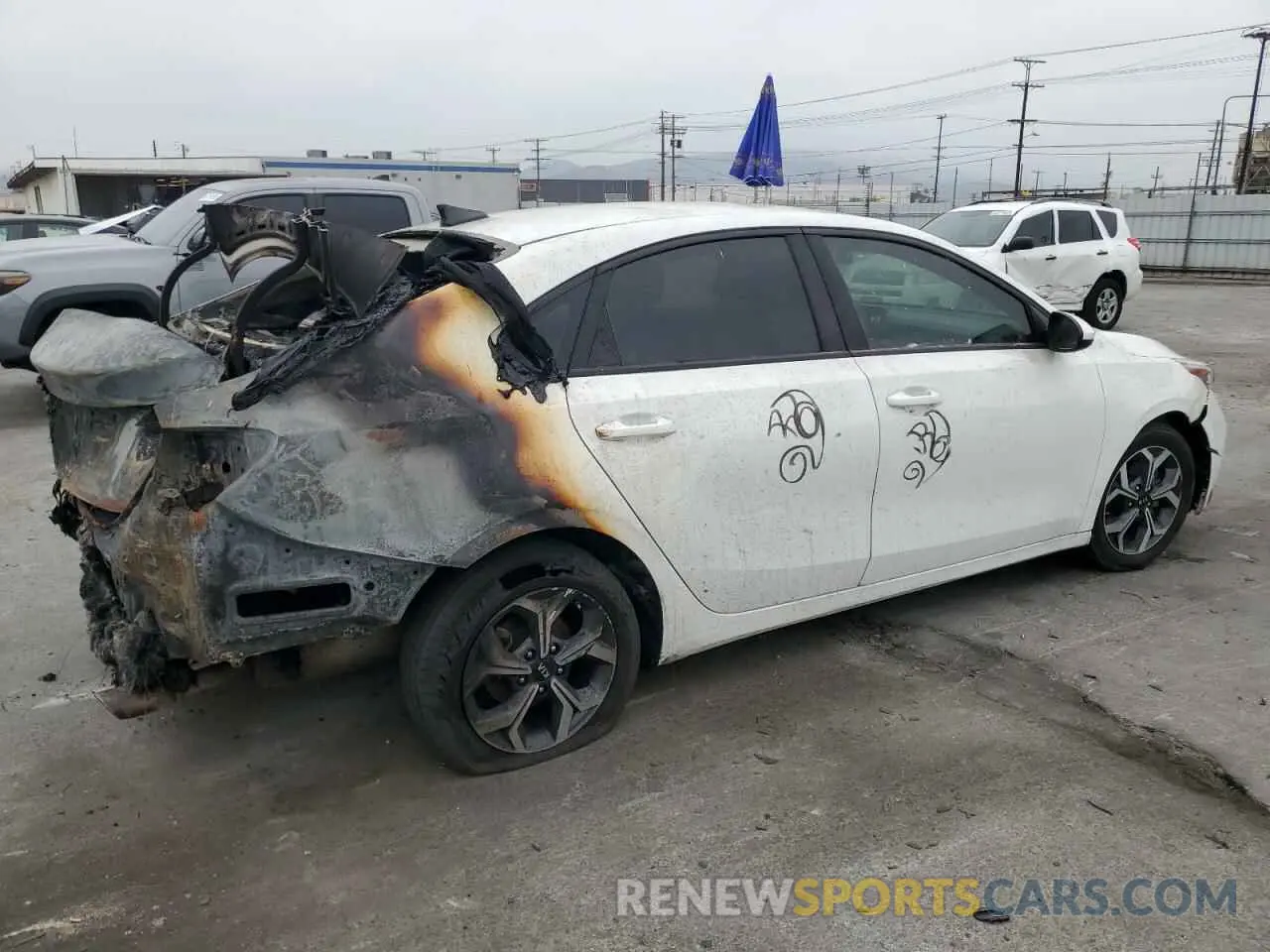 3 Photograph of a damaged car 3KPF24AD6LE150767 KIA FORTE 2020
