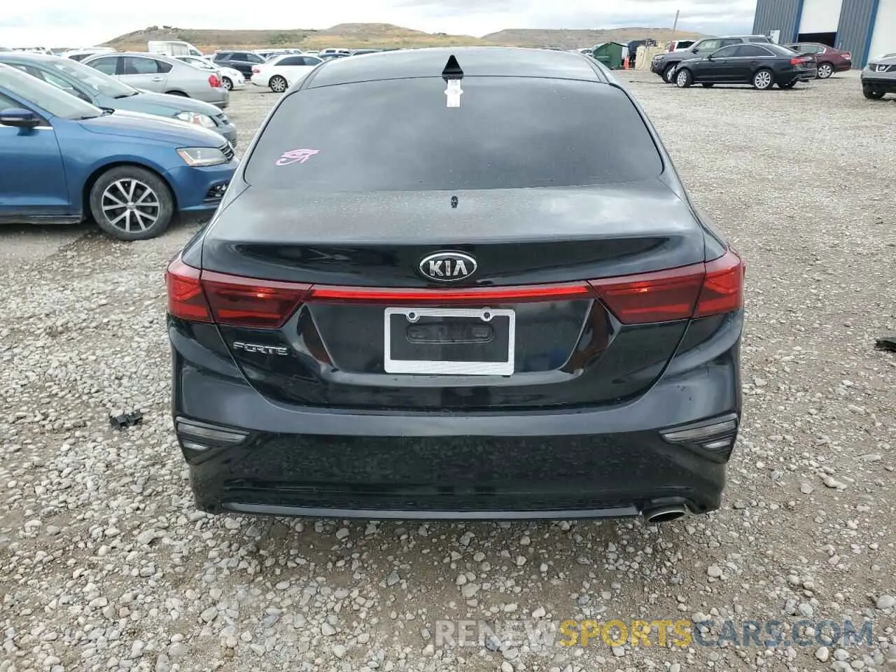 6 Photograph of a damaged car 3KPF24AD6LE150798 KIA FORTE 2020